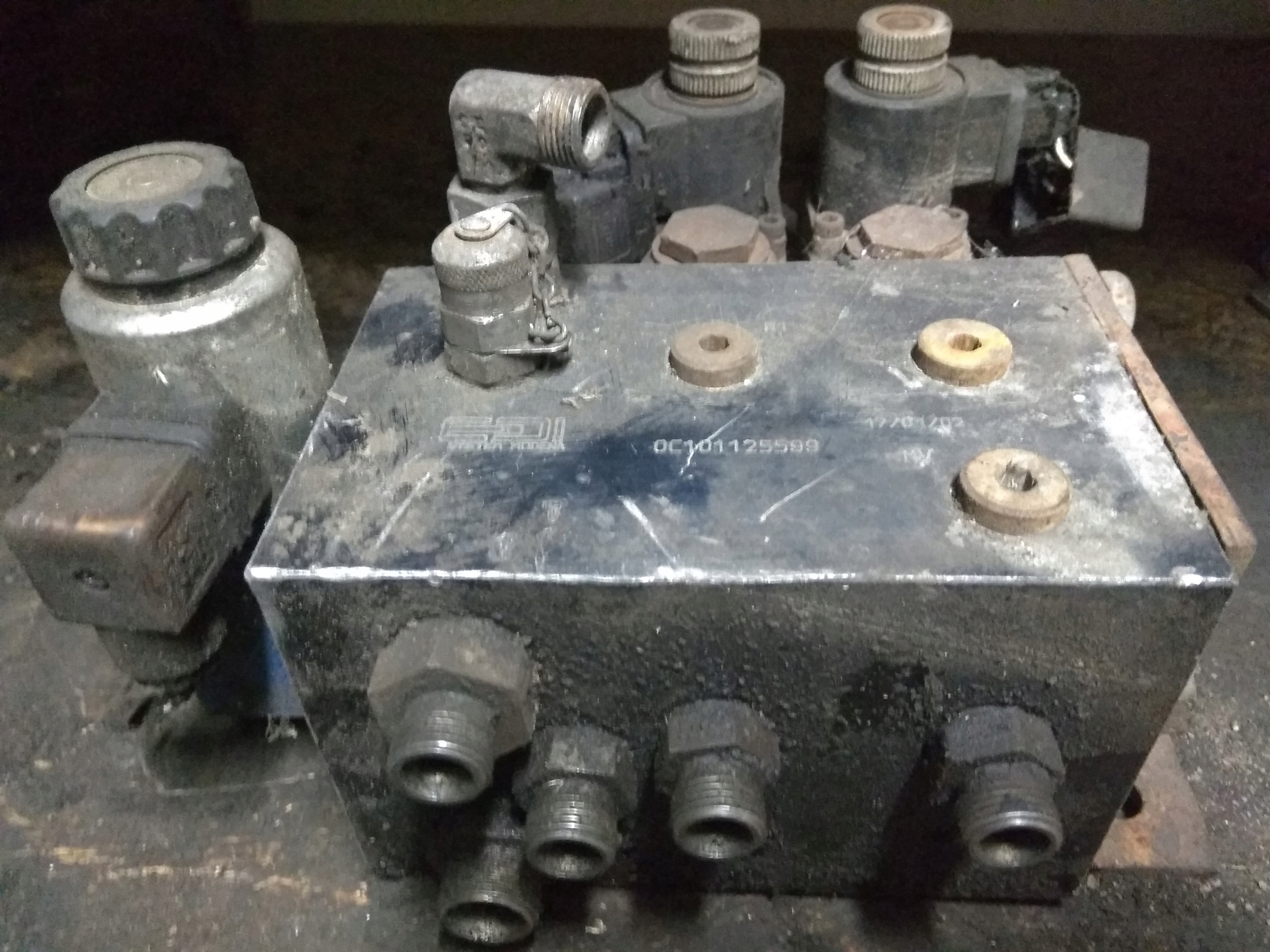 OC101125599 - Клапан осі VENTIELBLOK DAF Ginaf System Modena