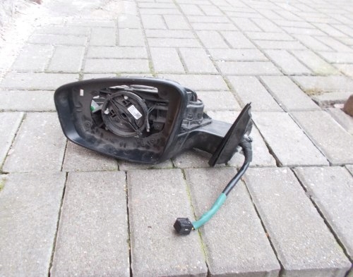 MG HS LUSTERKO LEWE ELEKTRYCZNE KAMERA 13 PIN EUROPA