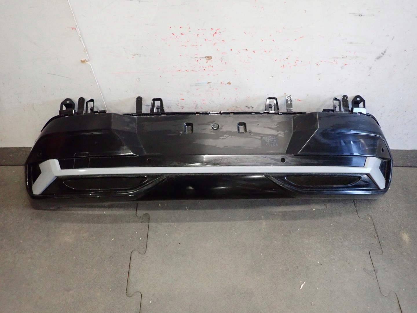 bumper rear part rear RENAULT MEGANE V E-TECH 2022- 850B07529