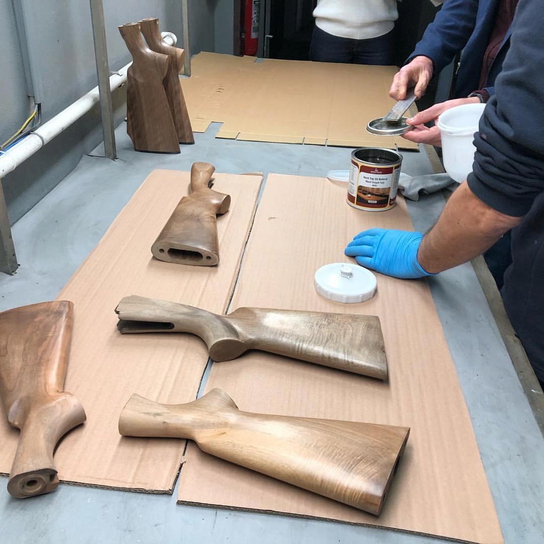 OLEJ DO BLATÓW I MEBLI DREWNIANYCH BARWIONY 750ML BORMA WACHS 54 KOLORY Wydajność 10 m²/l