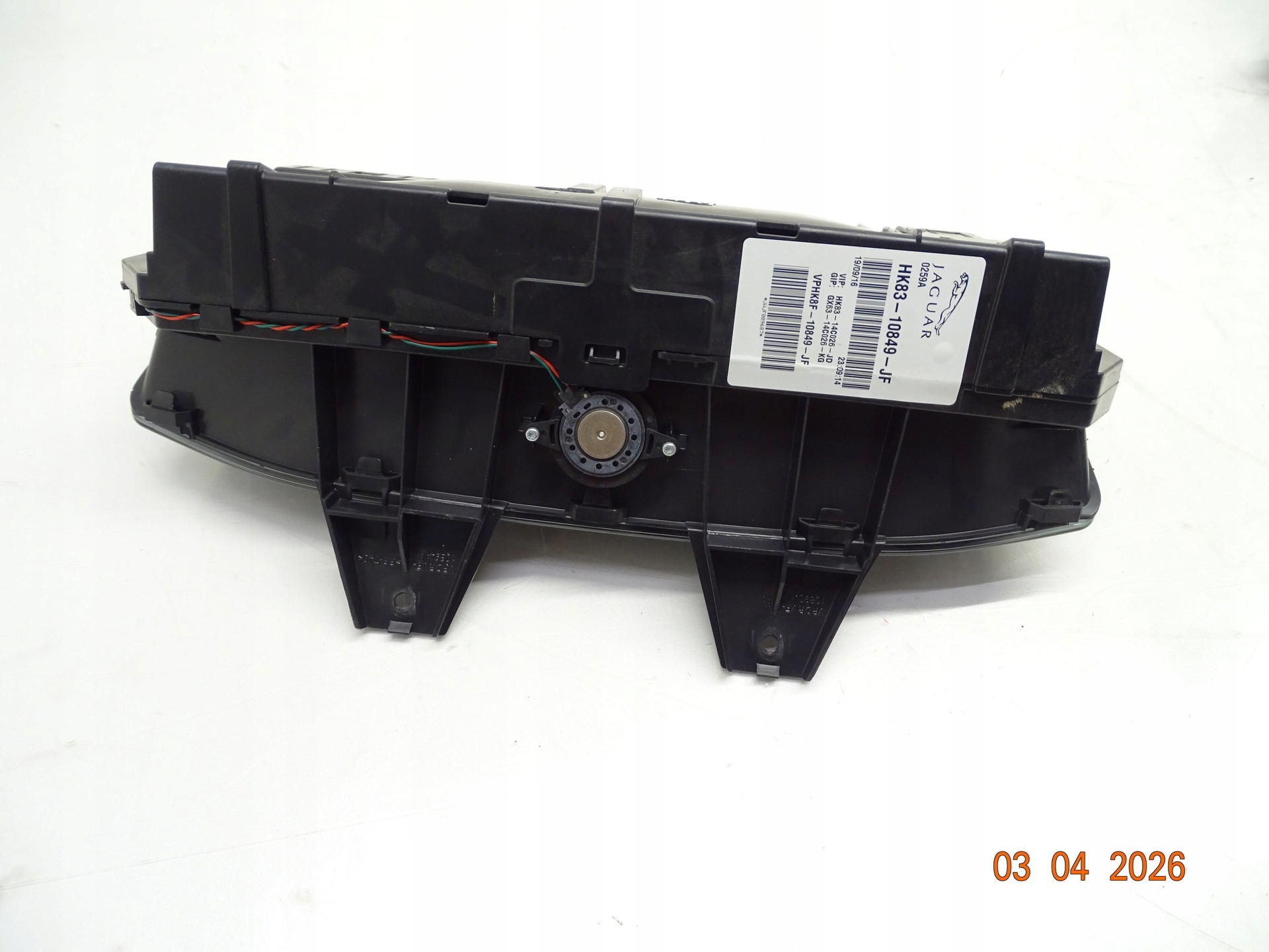 dials dials JAGUAR F-PACE HK83-10849-JF UK