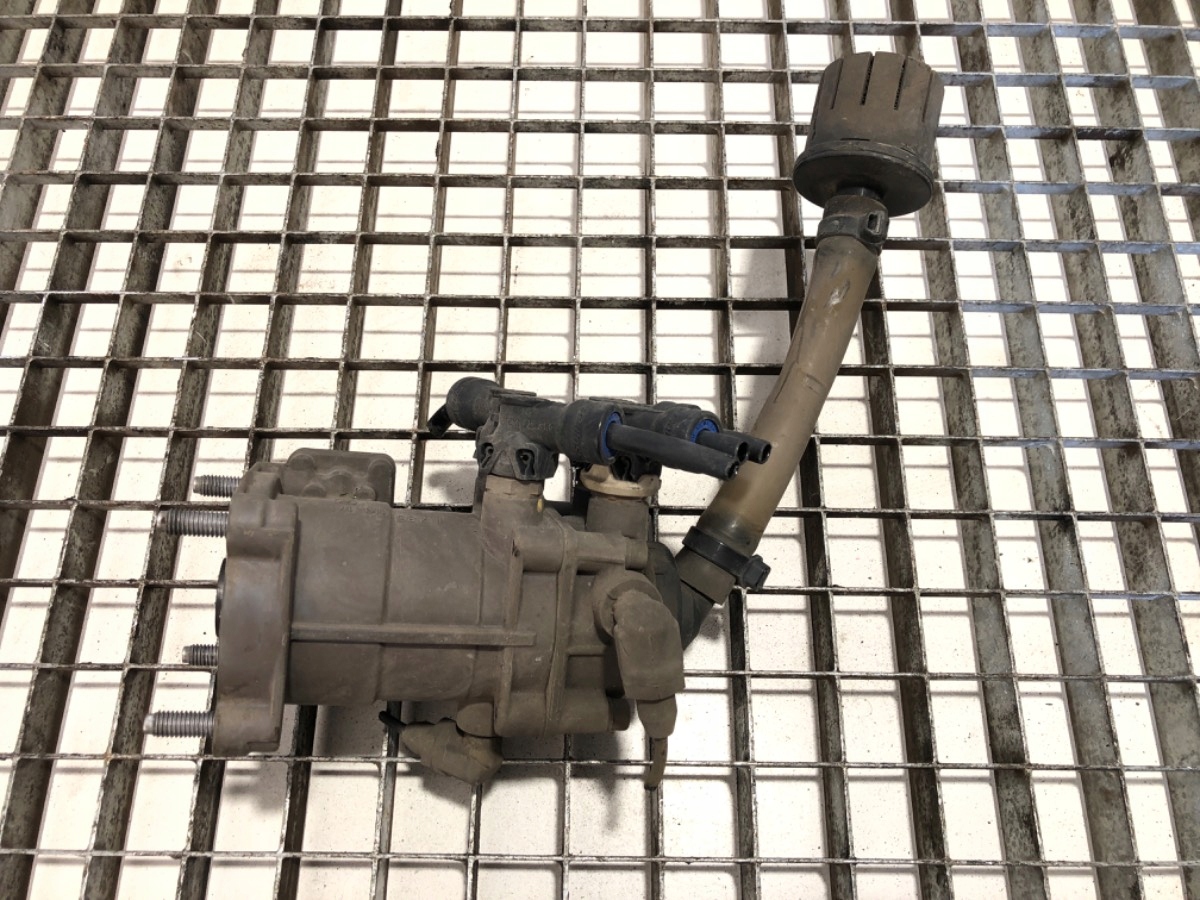 ZAWÓR EBS VOLVO FH K040159 12.8 460KM