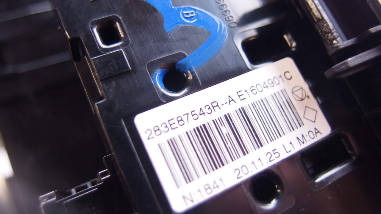 RENAULT CAPTUR II PANEL KLIMATYZACJI Jakość części (zgodnie z GVO) O - oryginał z logo producenta pojazdu (OE)