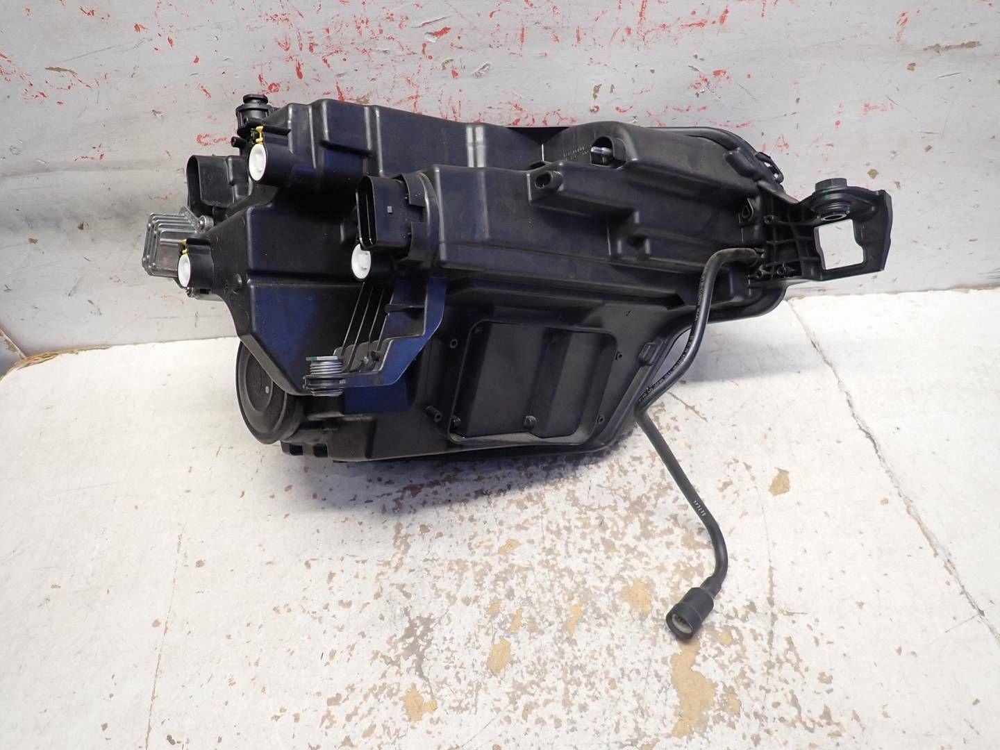 light front front left SKODA KAROQ LIFT 2021- FULL LED 57B941009