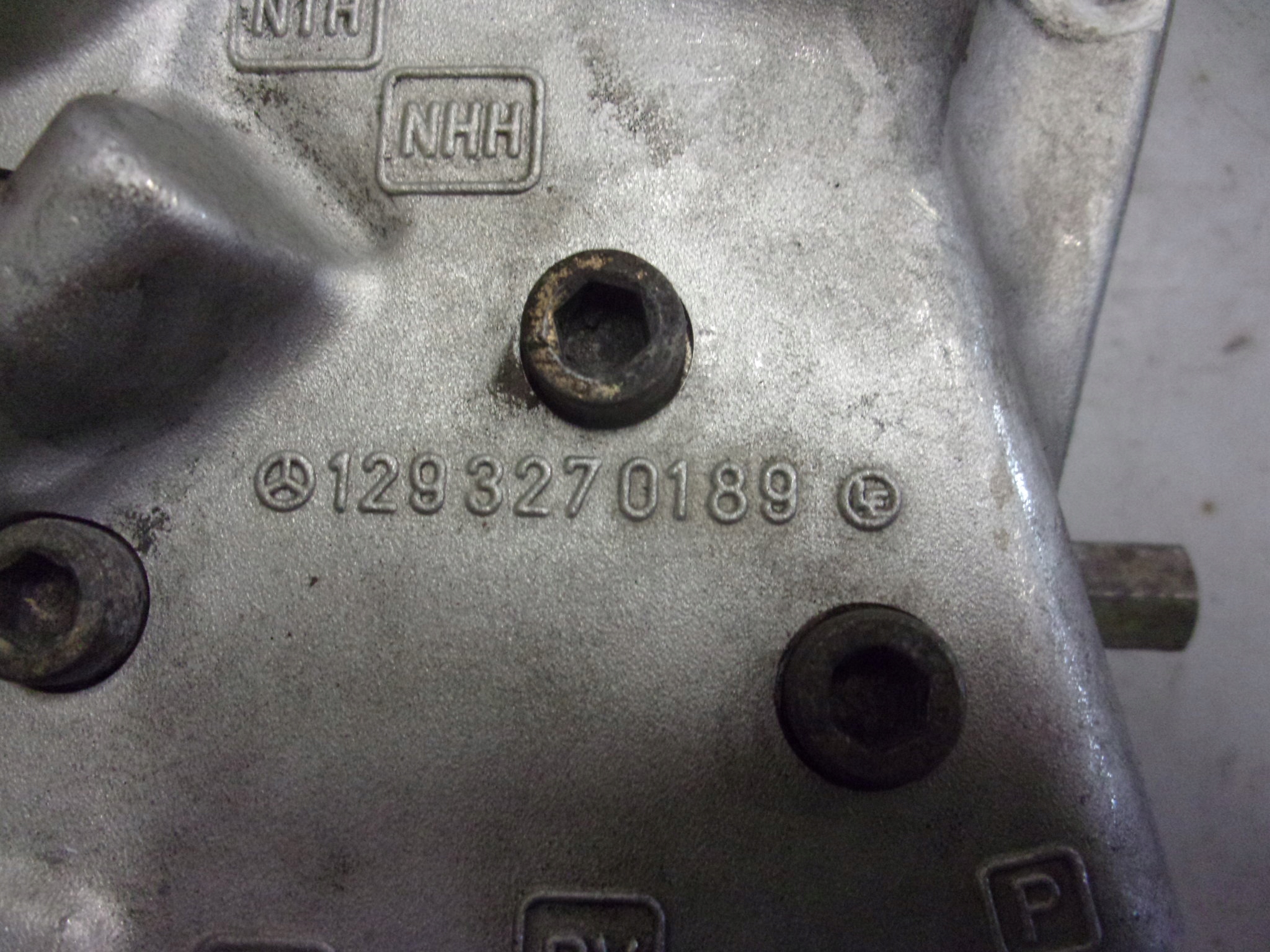 MERCEDES R129 SL 600 Sensor Achsträgers ADS 1293270189