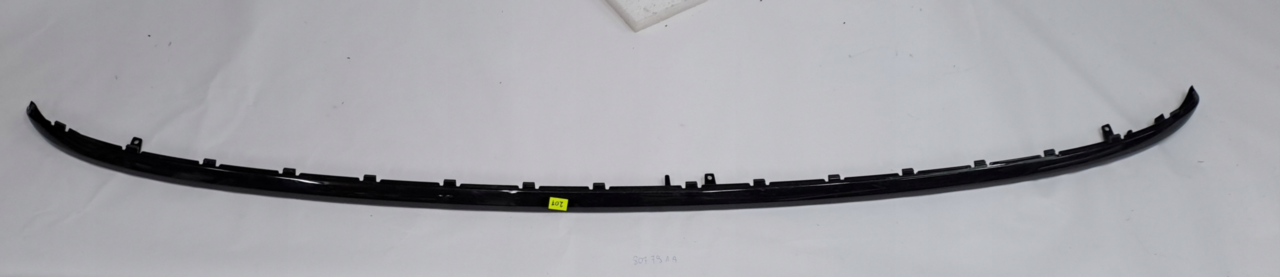 moulding rear AUDI Q8 S-LINE 4M8807791A new LY9B