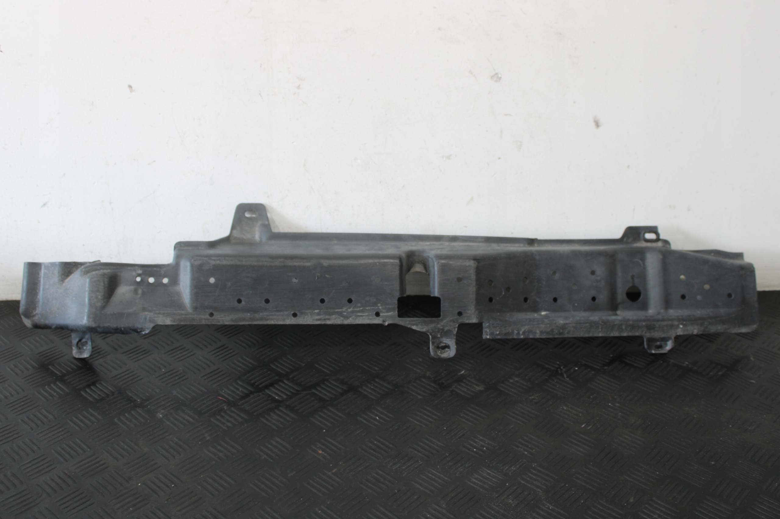 cover chassis left FORD MUSTANG V 5