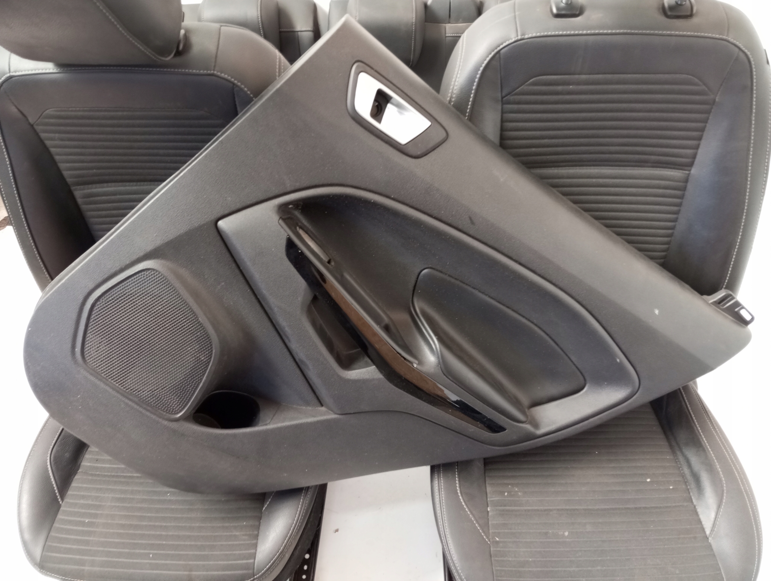 verkleidung Sitze Halbleder FORD ECOSPORT