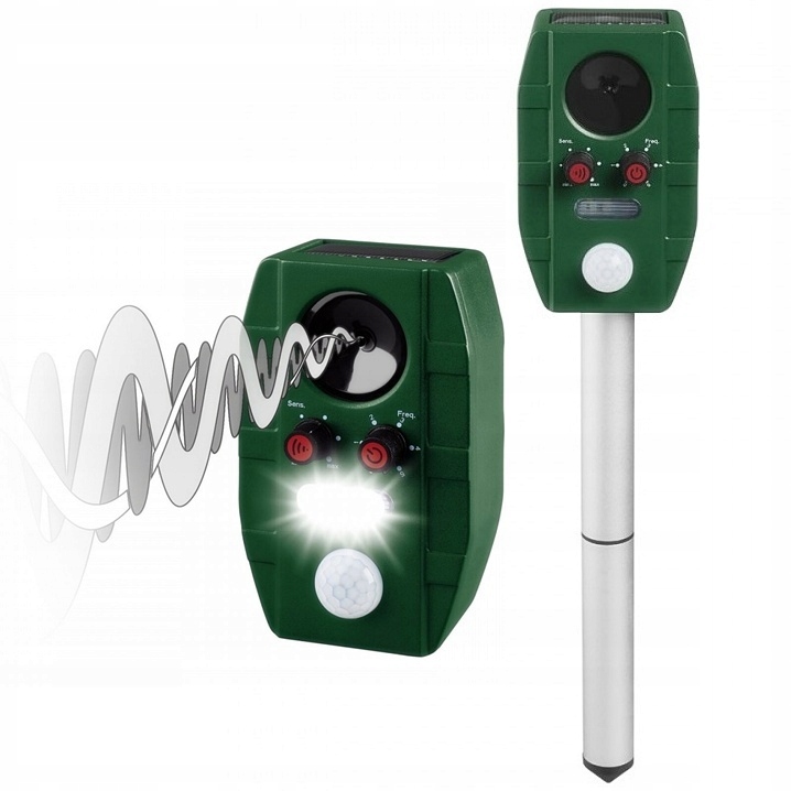 Solarny odstraszacz zwierząt do ogrodu lub na działkę Parkside Ptus 1 B1