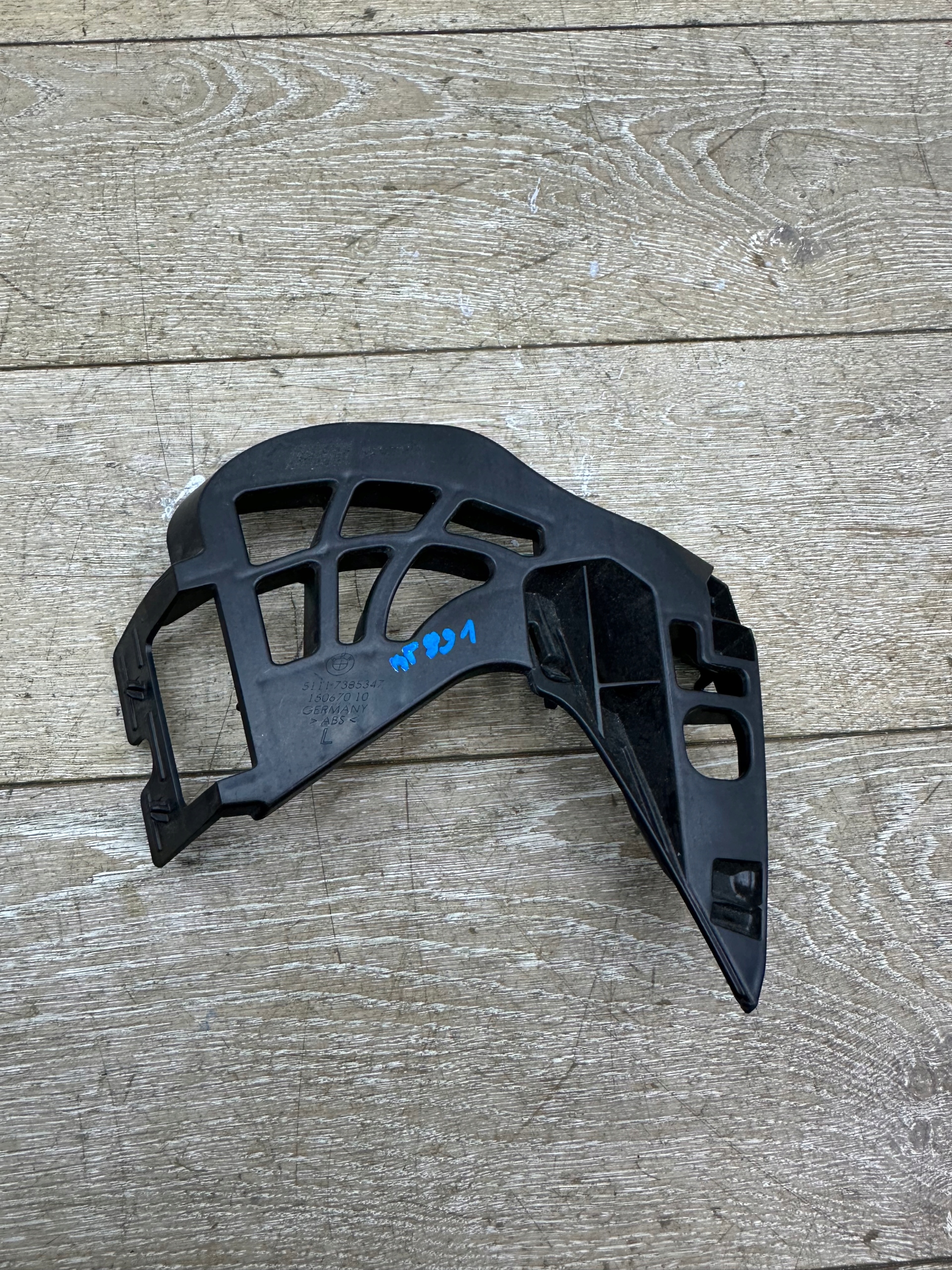 BMW 5 G30 G31 Support Support plaque Aile Pare choc Gauche Avant 7385347 ORGINAL