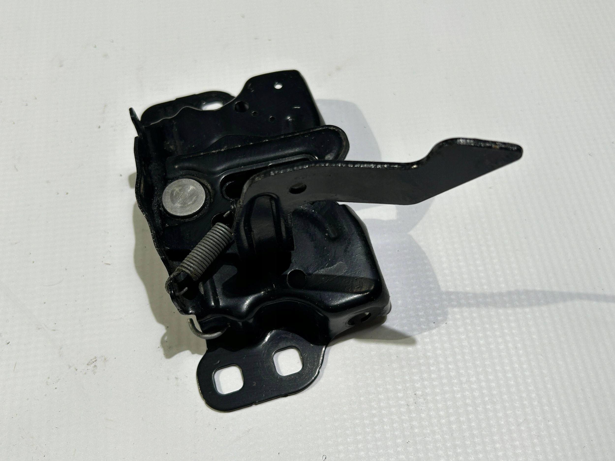 bonnet latch lock pokrywy of the engine front Dodge RAM 1500 2013