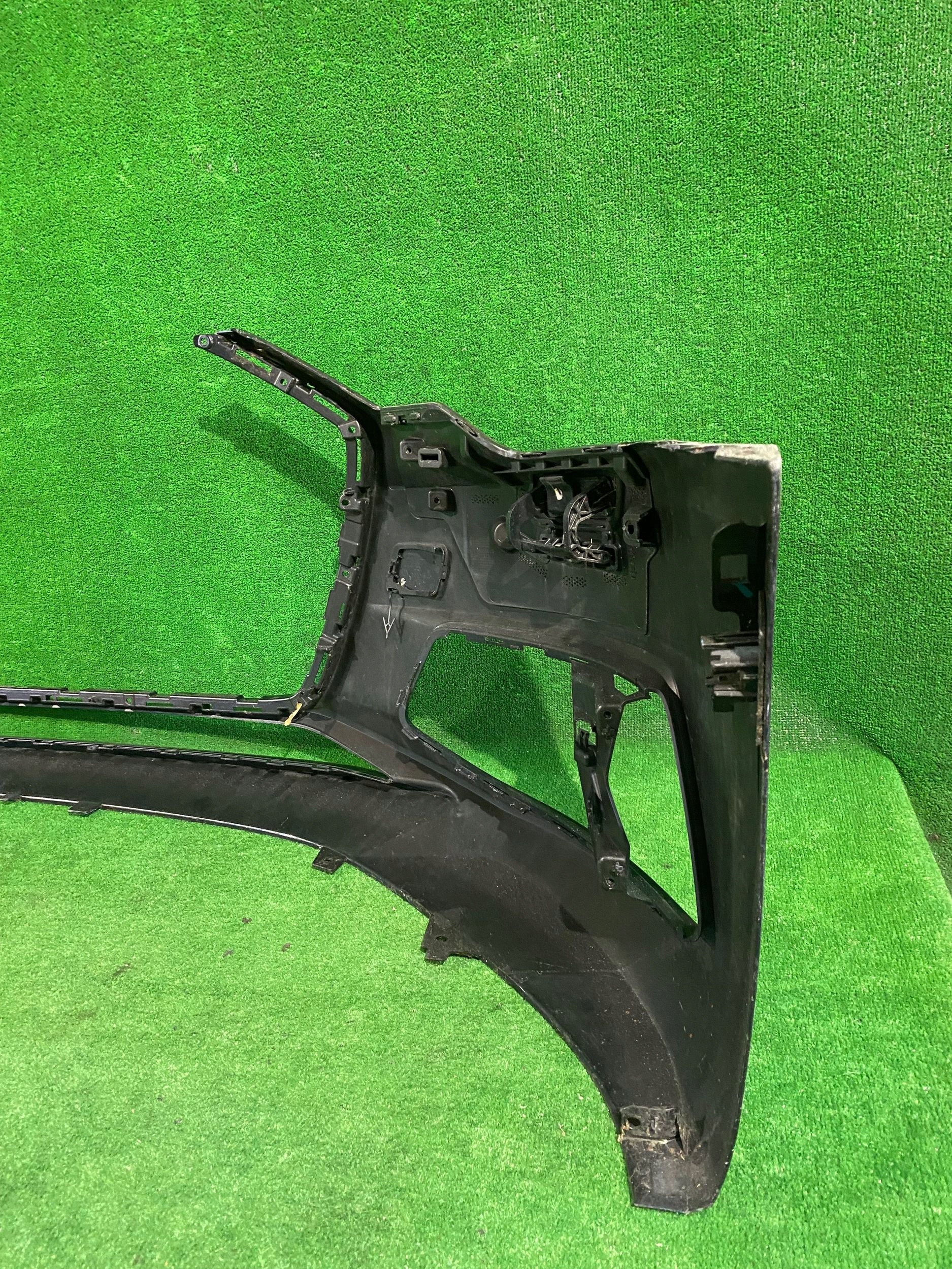 nárazník přední AUDI A6 C8 NR.5299
