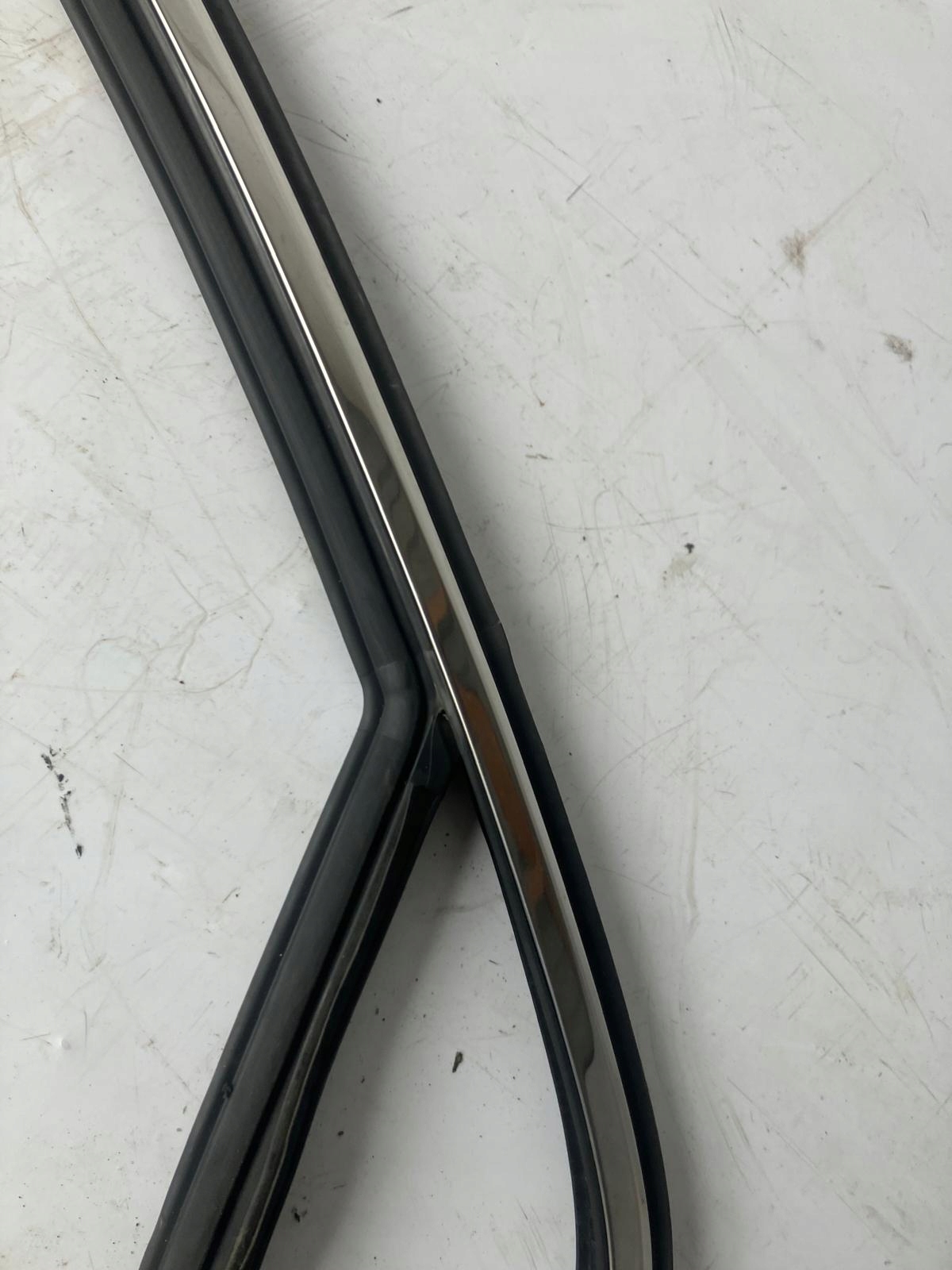frame gasket door right front PEUGEOT 308 T9 CHROM