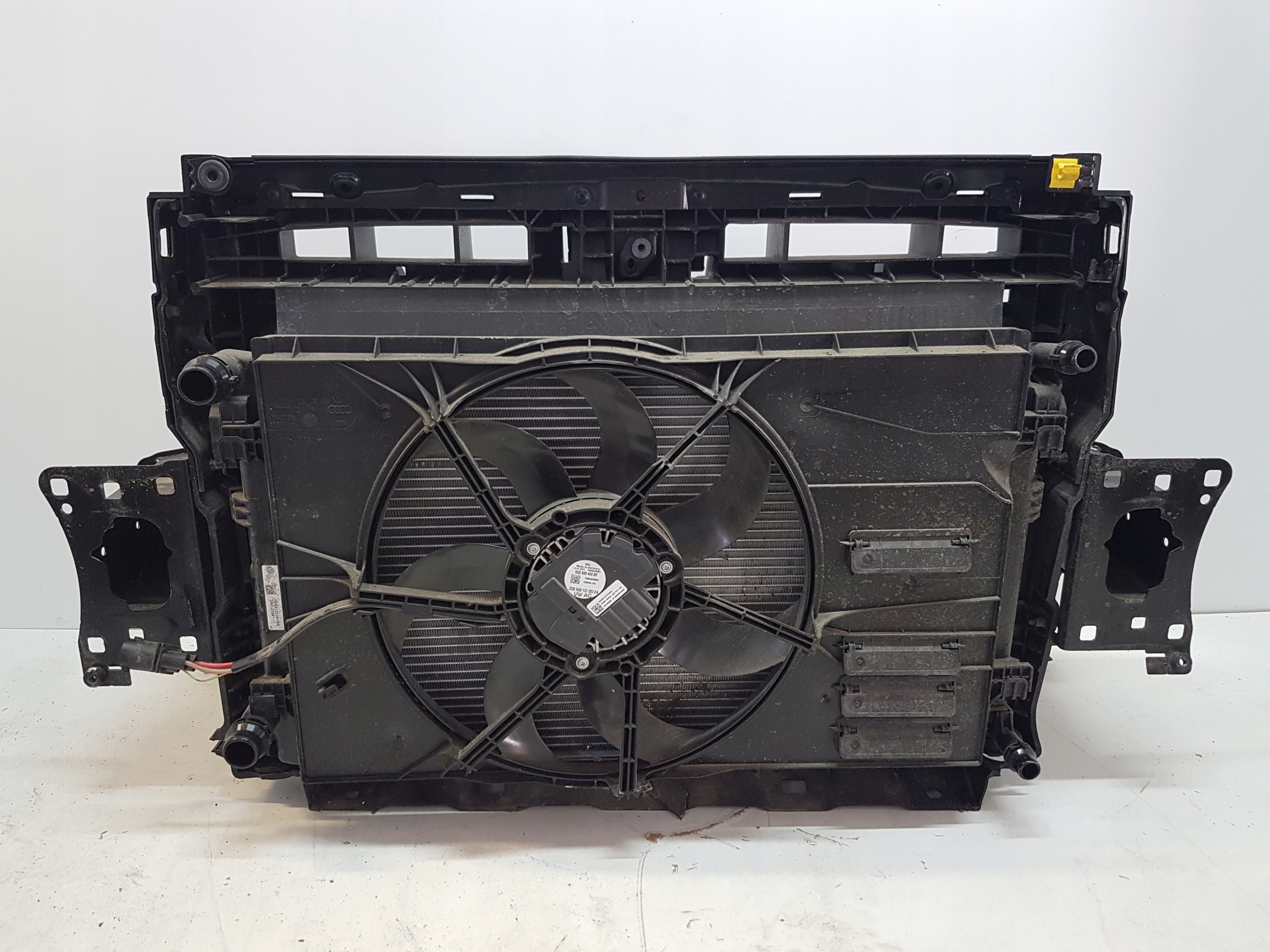 SEAT TARRACO 1.5 tsi support panel for radiators komplet of radiators
