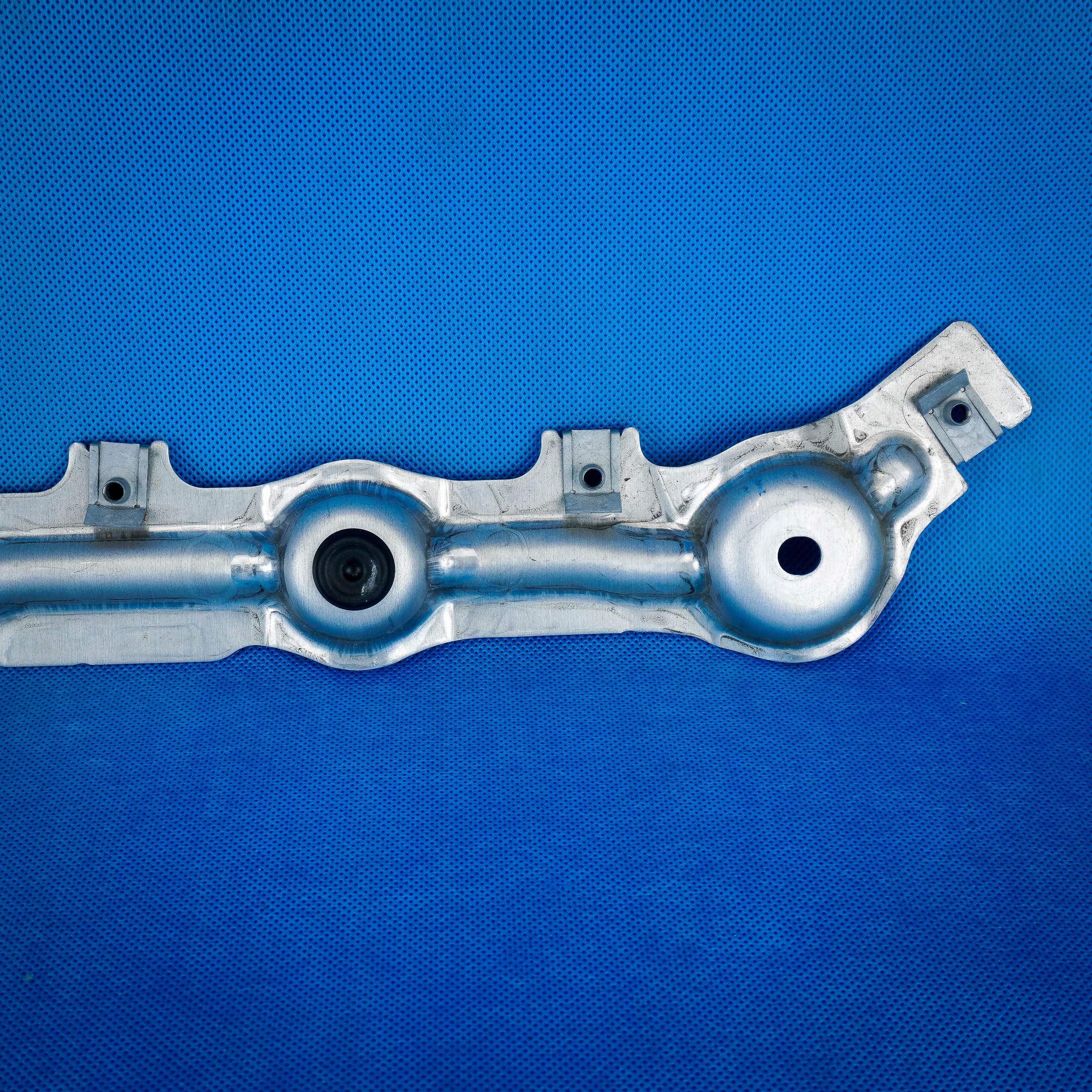 console bracket chassis front BMW 3 G20 4 G22 G26 31146884361 6884361 44km