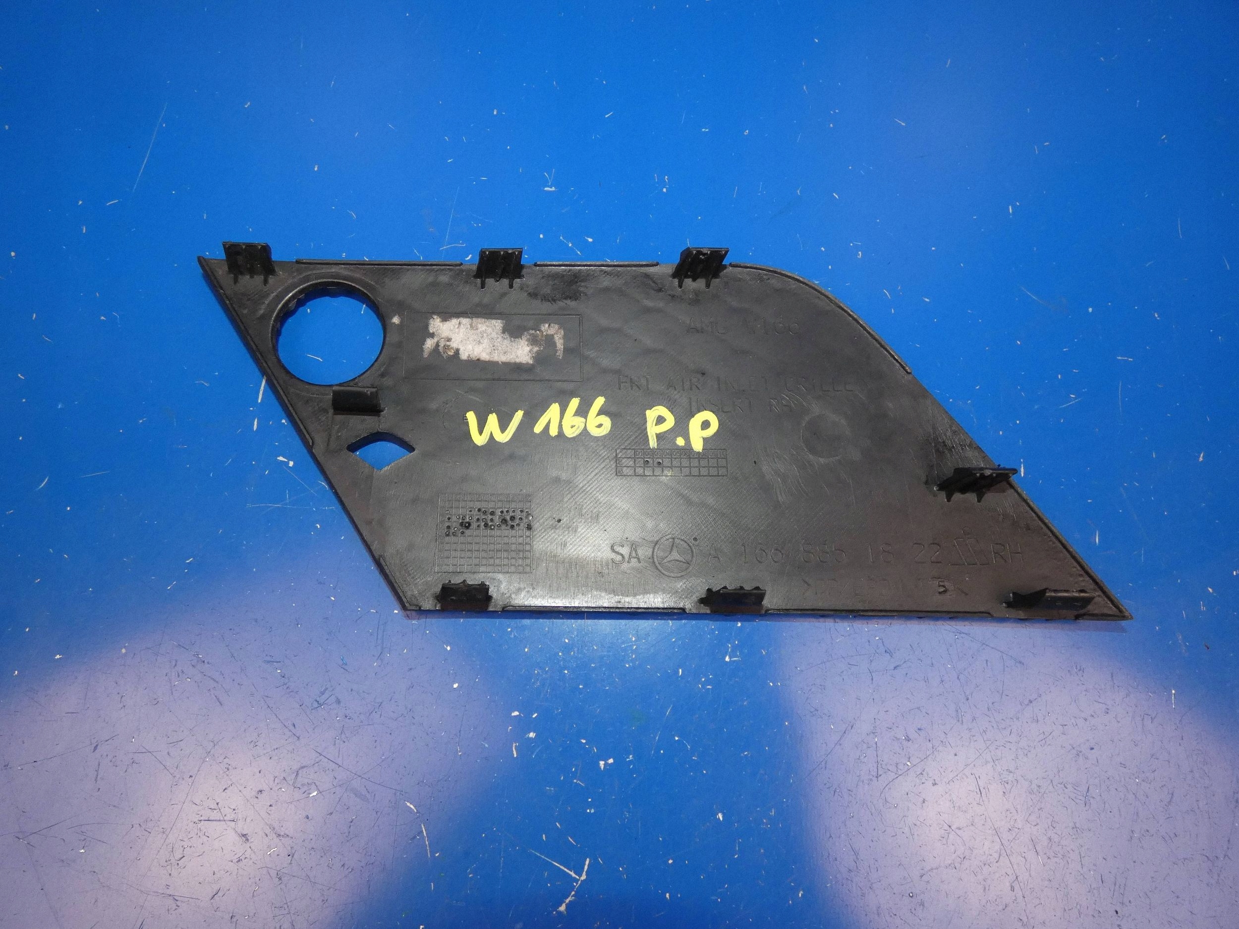 MERCEDES ML W166 AMG grid of a bumper right front
