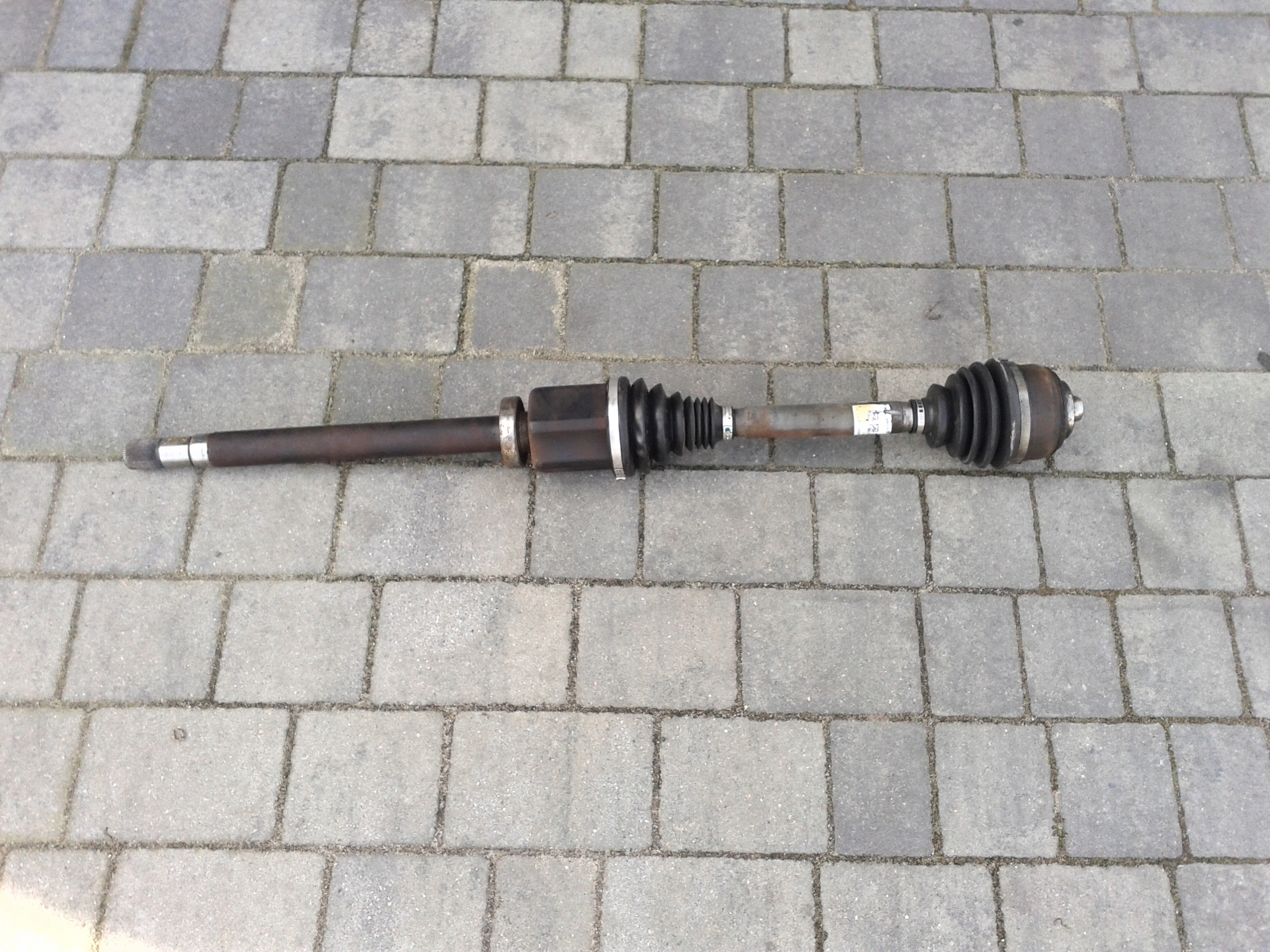 Полуось передний правый SPRINTER A910 W910 9103301100