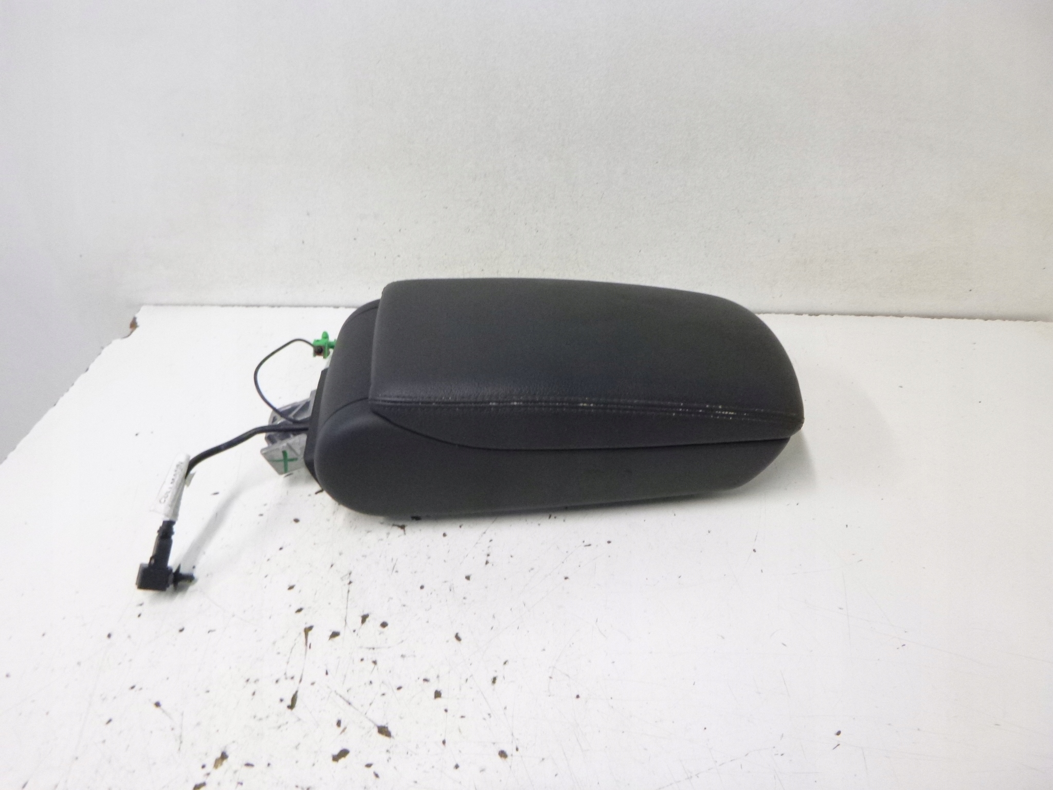 ARMLEHNE AUDI A6 C6 2006R.
