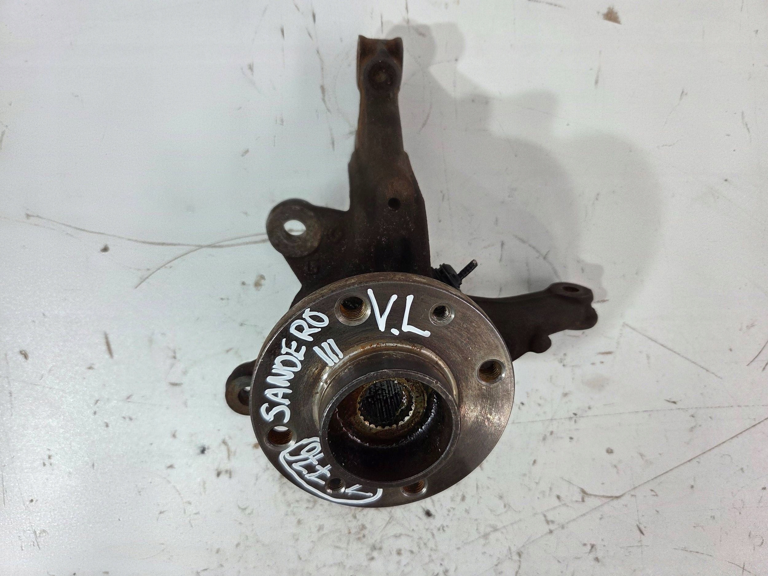 Dacia Sandero III swing front left (Z776)