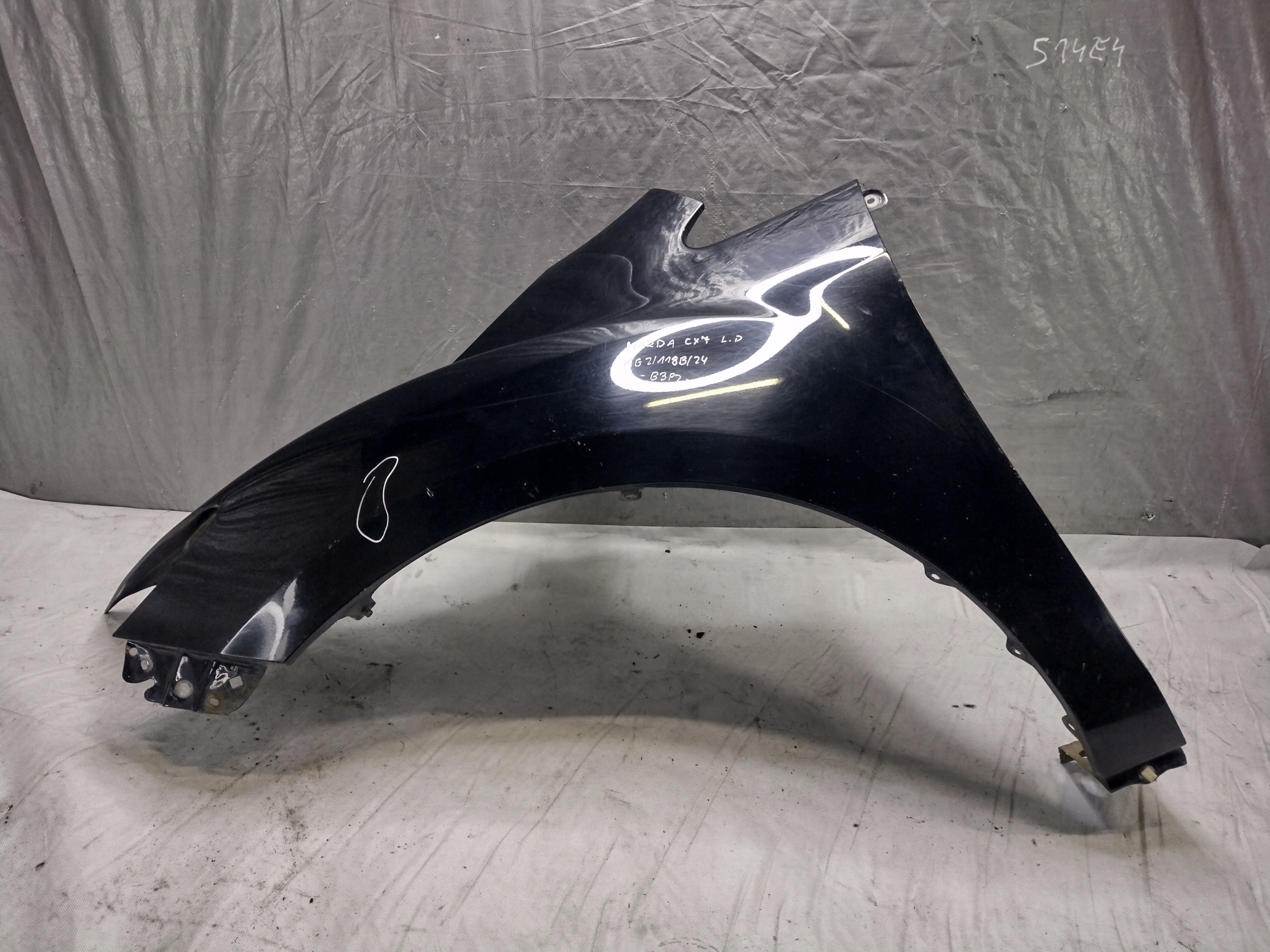 fender left front Mazda CX7 CX-7 przedlift