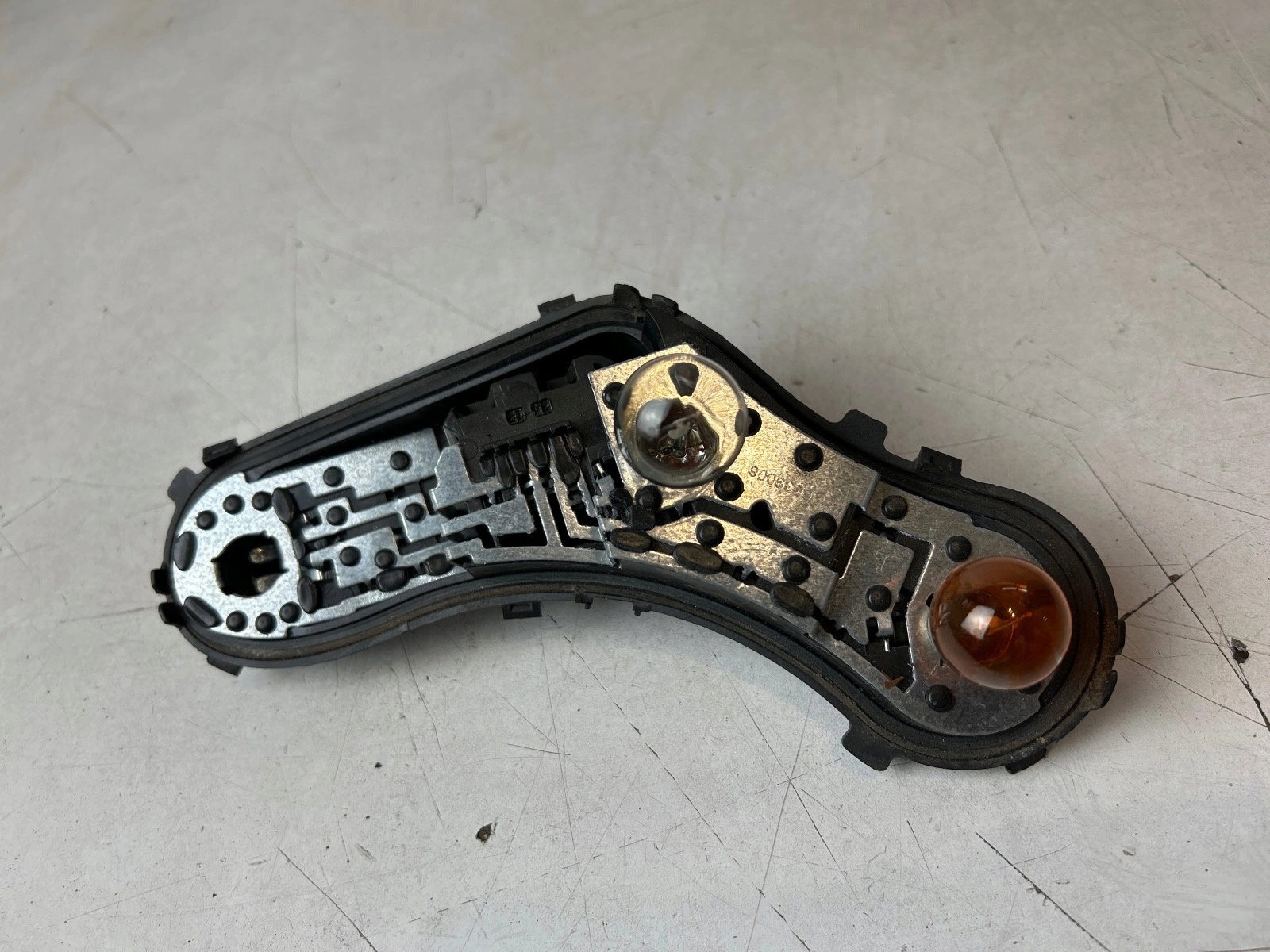 light housing rear part left Peugeot 3008 and