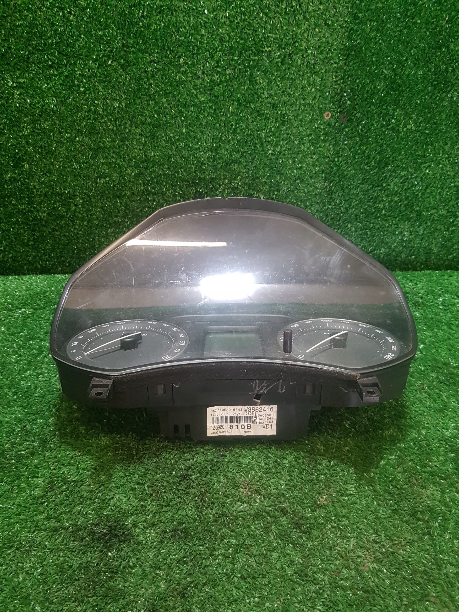 dials dials SKODA OCTAVIA 2 1.6 FSI 1Z0920810B