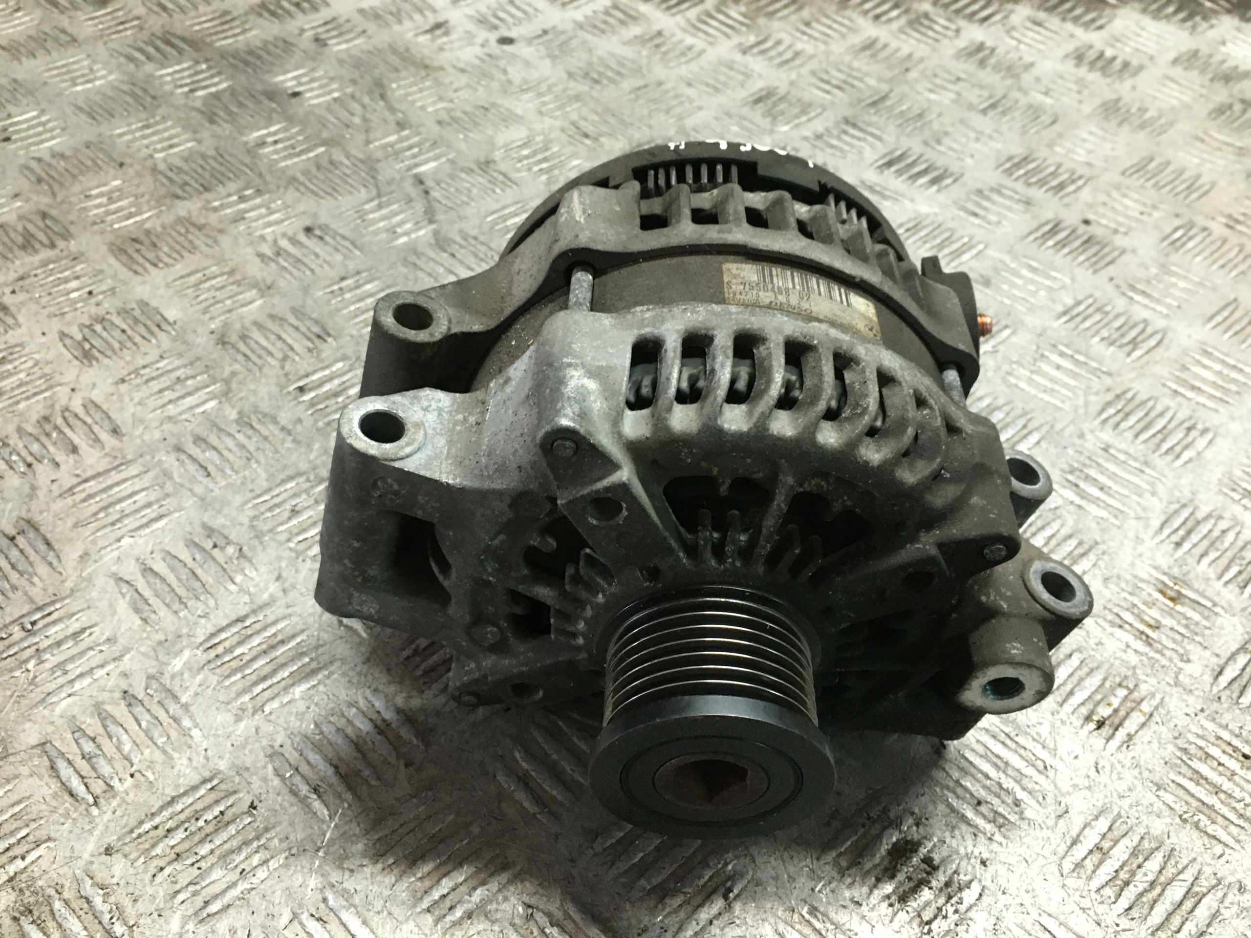 BMW E87 2.0i ALTERNATOR 7550468 N43