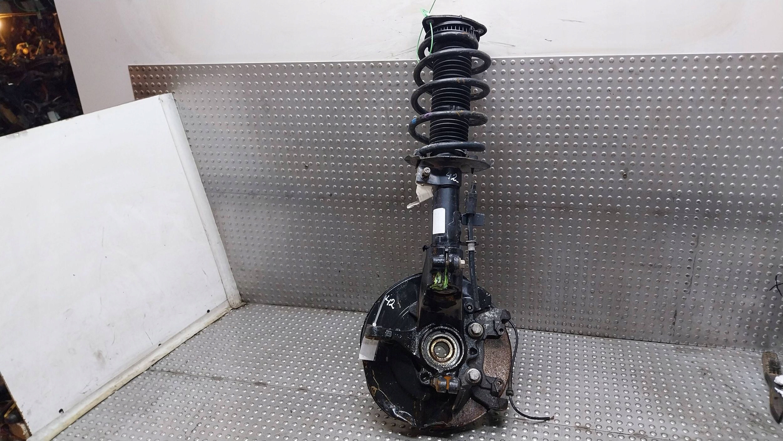 swing shock absorber left front FORD TRANSIT CONNECT MK2 2.0D 13-18