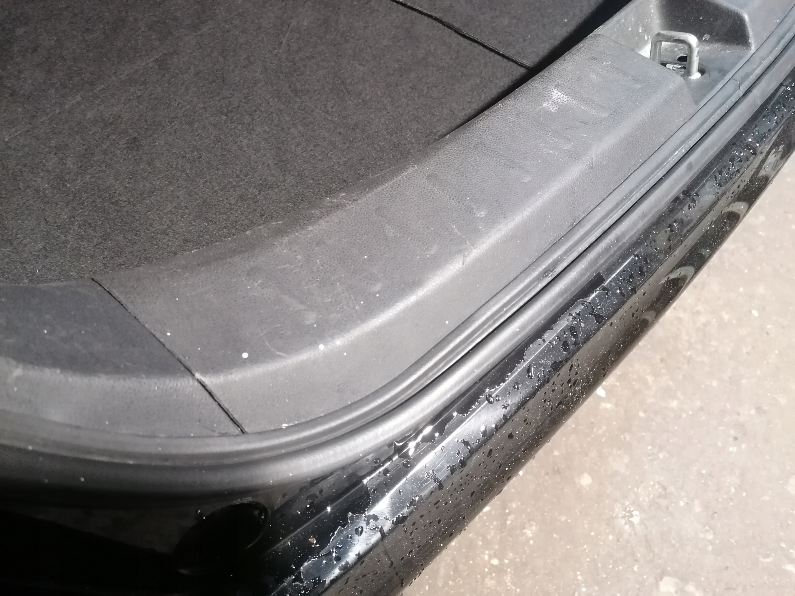 USZCZELKA KLAPY KLAPA LAMPA MASKA ZDERZAK HONDA JAZZ III 2008-2014 CZĘŚCI Producent części Honda OE