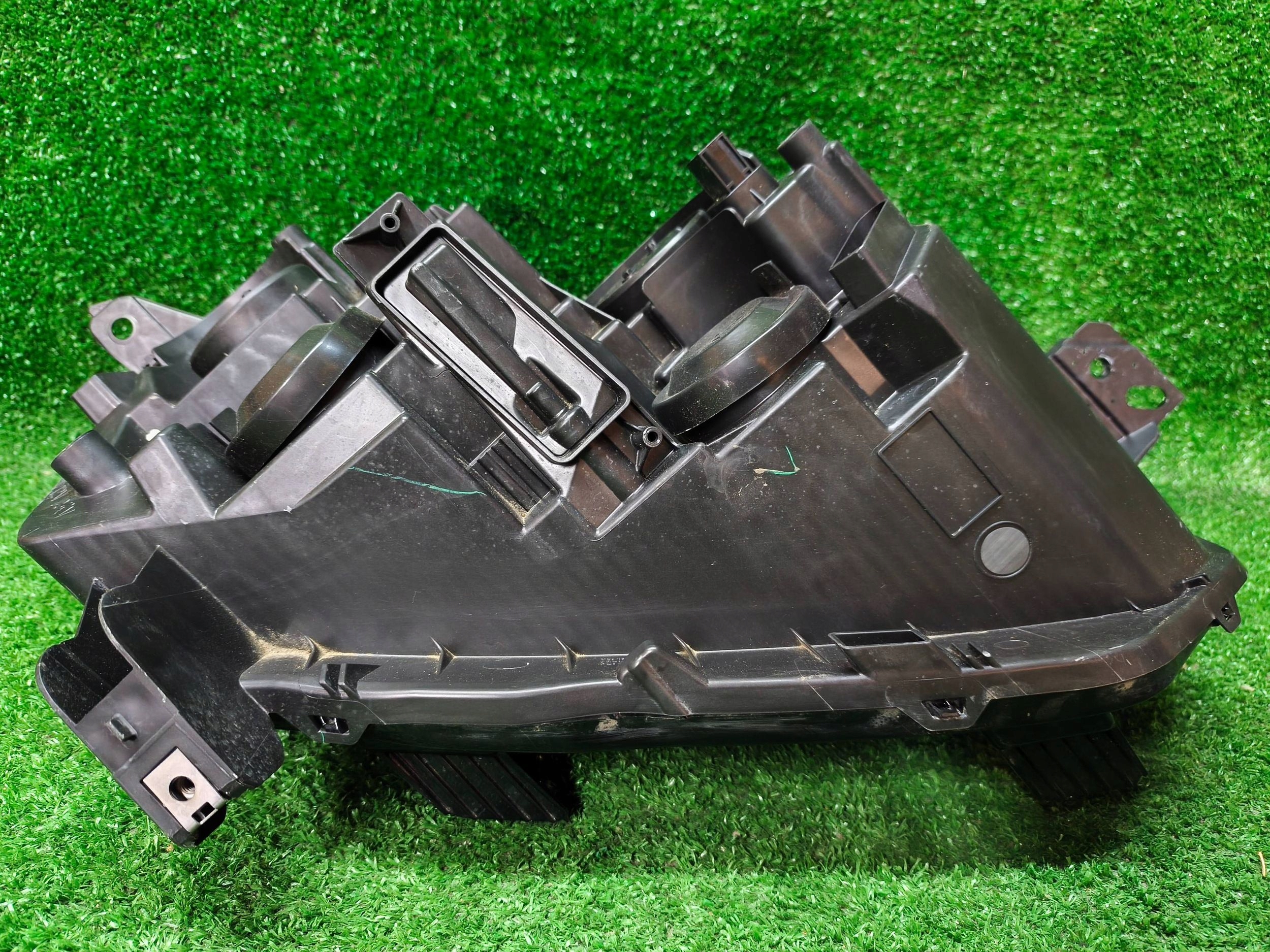 REFLEKTOR left front TOYOTA PROACE CITY DUBLO PARTNER LIFT NR.1263