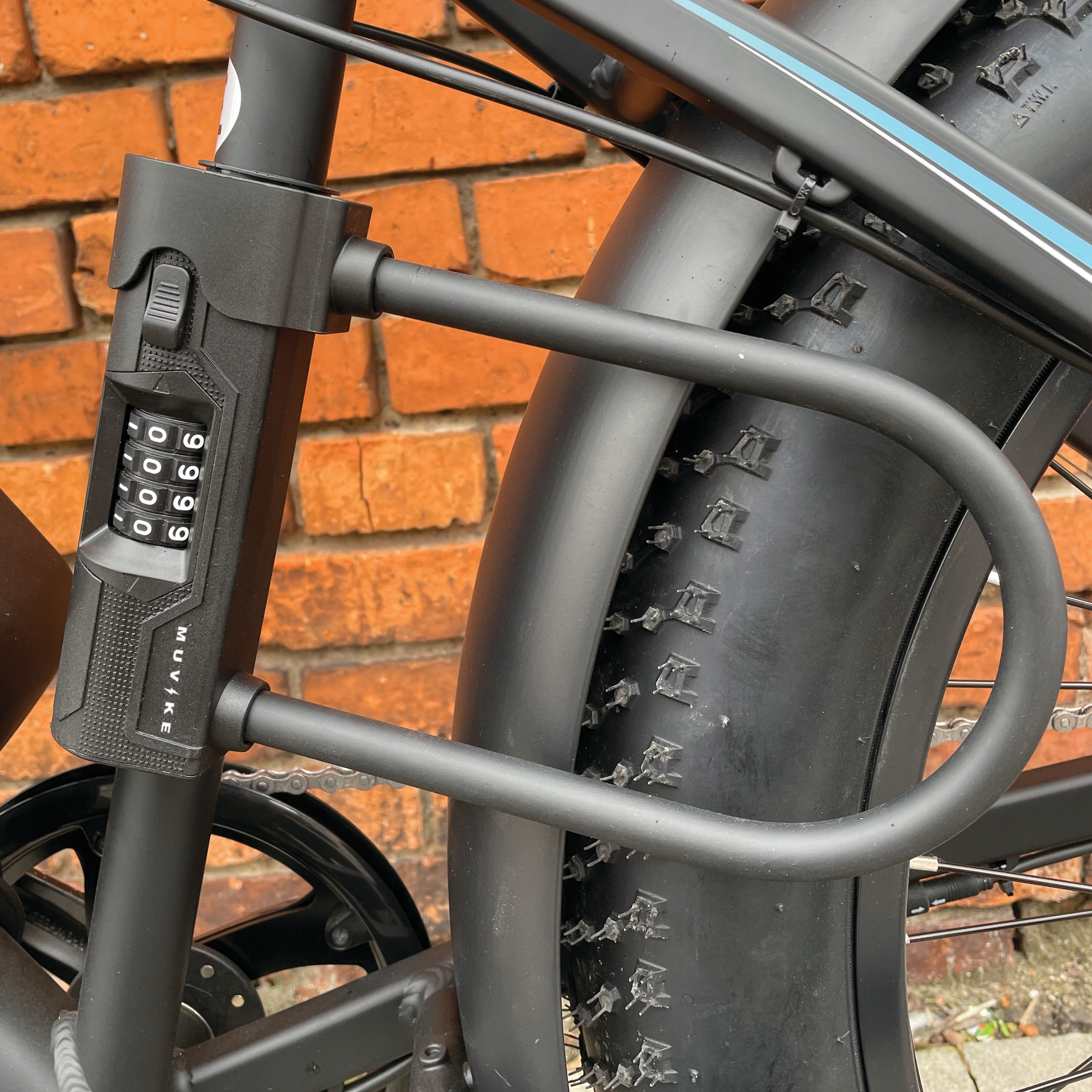 ZAPIĘCIE ROWEROWE U LOCK ZAPIĘCIE DO ROWERU MUVIKE U-SHAPE 245/14C SZYFR EAN (GTIN) 5904858678648