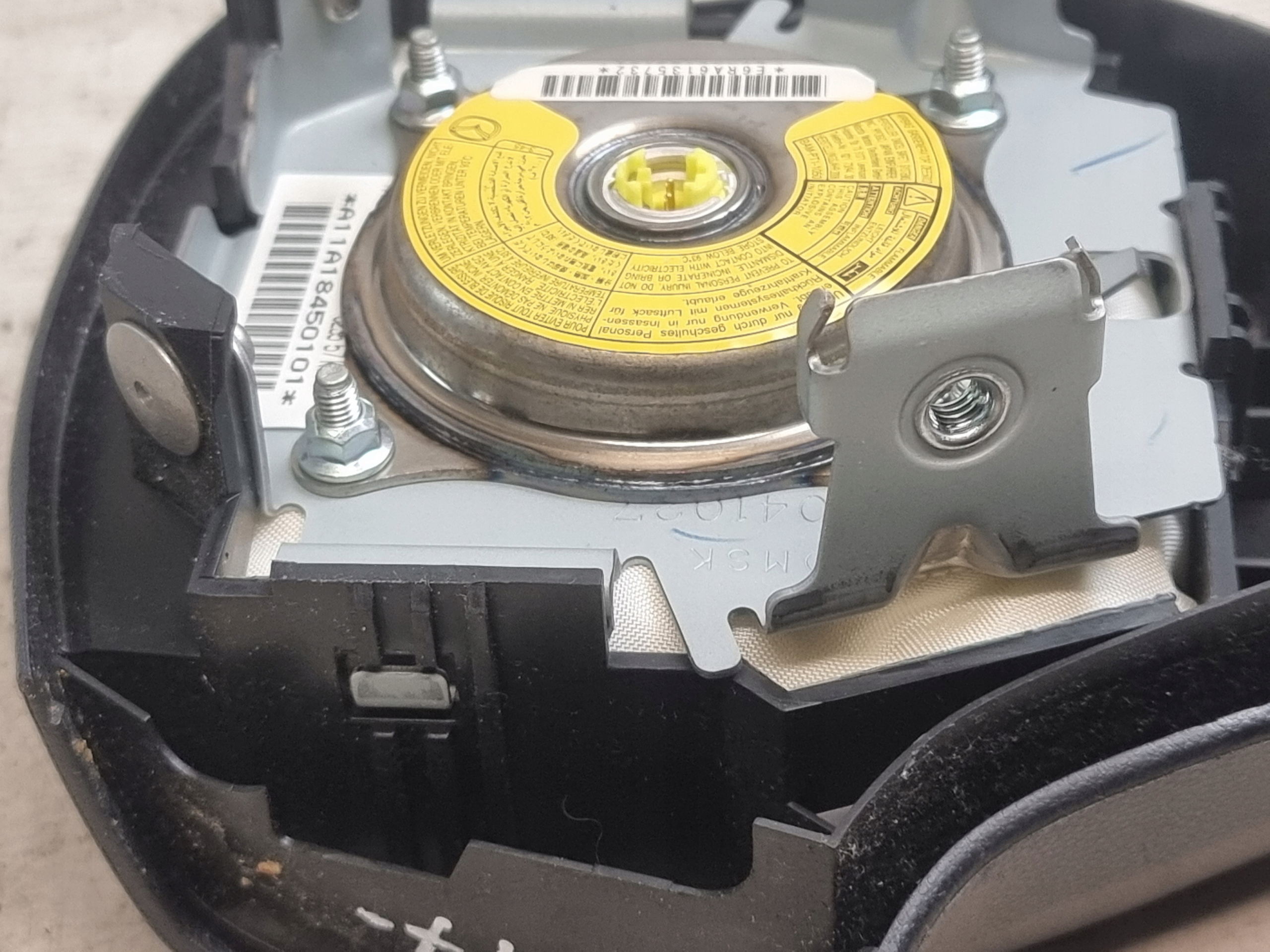 подушка безопасности Airbag руля mazda 5 и 06r