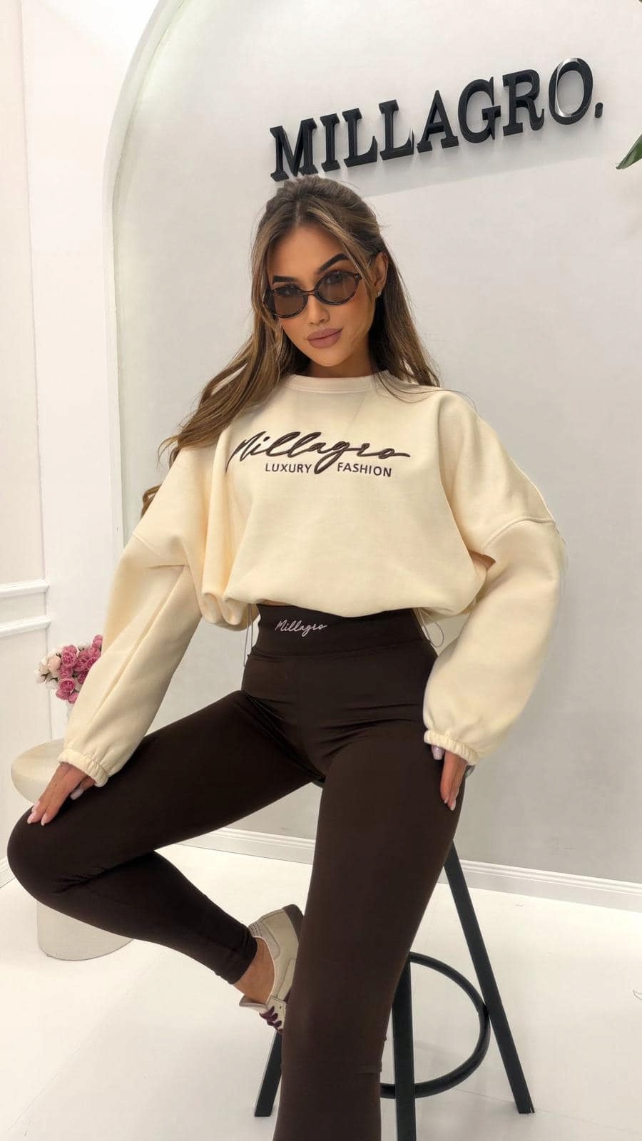 Dámské Modelovací Legíny S Výšivkou Millagro, Hnědé