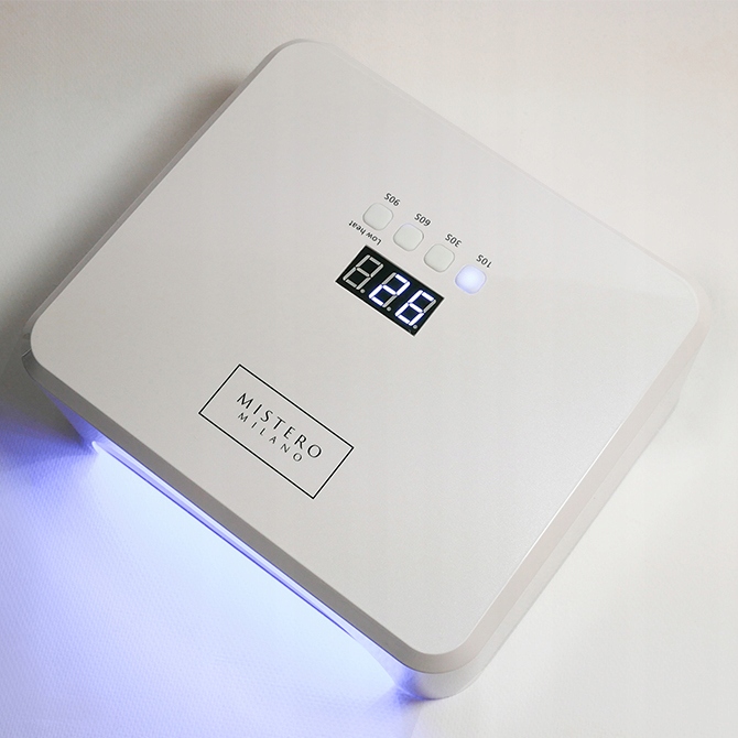 LAMPA UV/LED 60W DO PAZNOKCI MaxiCure bezprzewodowa Mistero Milano 5815 Model Maxi Cure