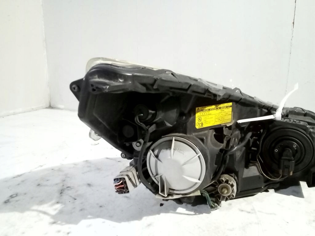Subaru Outback IV 4 light left front Xenon EU