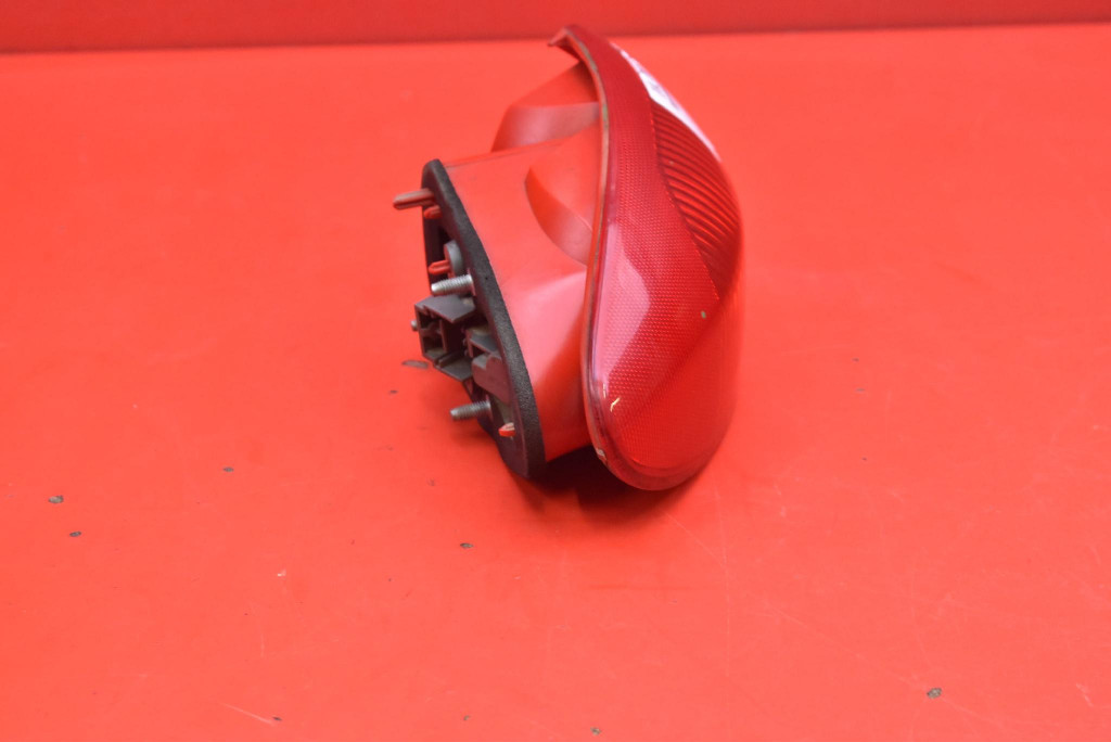 light left rear part rear 46556349 ALFA ROMEO 147 3D HB 00-04