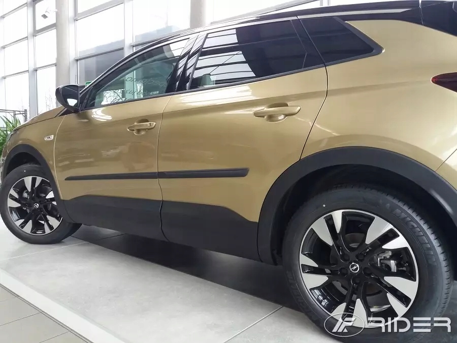 Opel Grandland X listwy boczne Typ samochodu Samochody osobowe