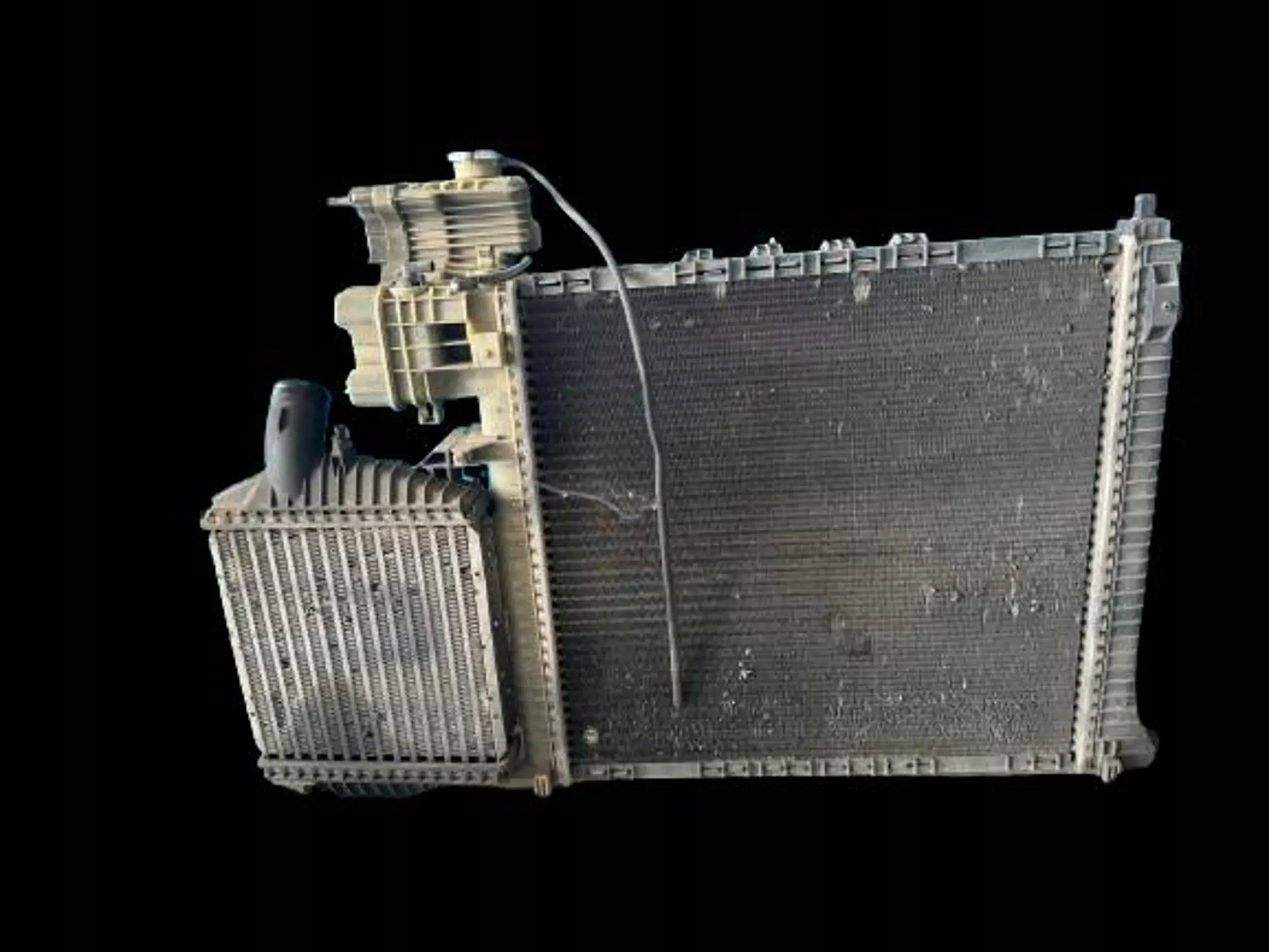 KOMPLET CHŁODNIC MERCEDES VITO W638 2.2 CDI 99-03