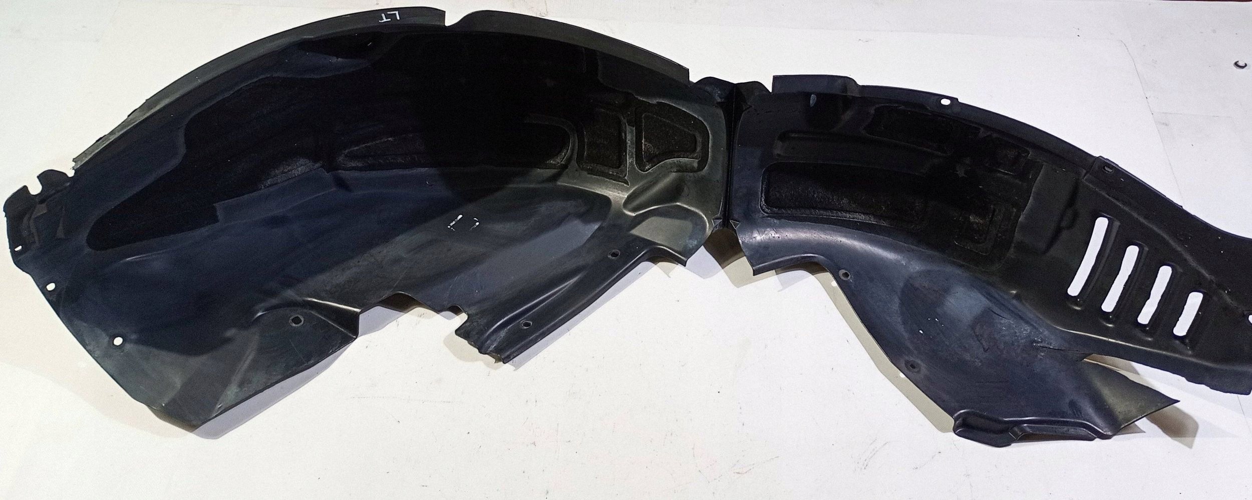 mudguard rear. left left rear part cover mudguard flap Dodge Charger 6.4 SRT 2015