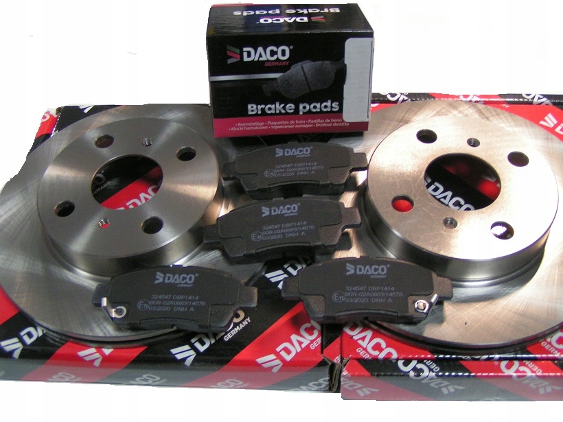 TARCZE KLOCKI PRZOD TOYOTA YARIS P1 99 05