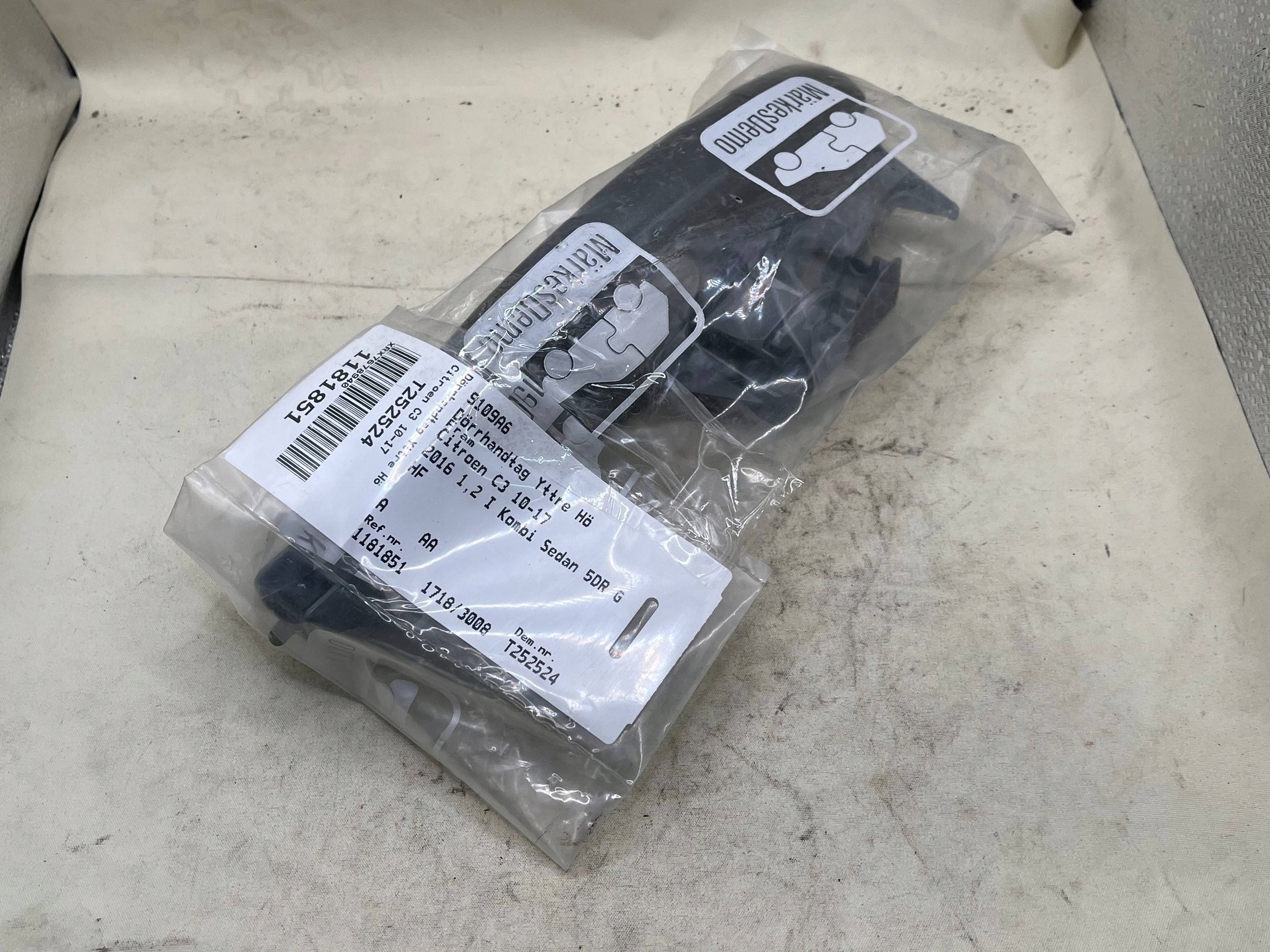 T251751 handle door CITROEN DS3 2012 9109A6 !J