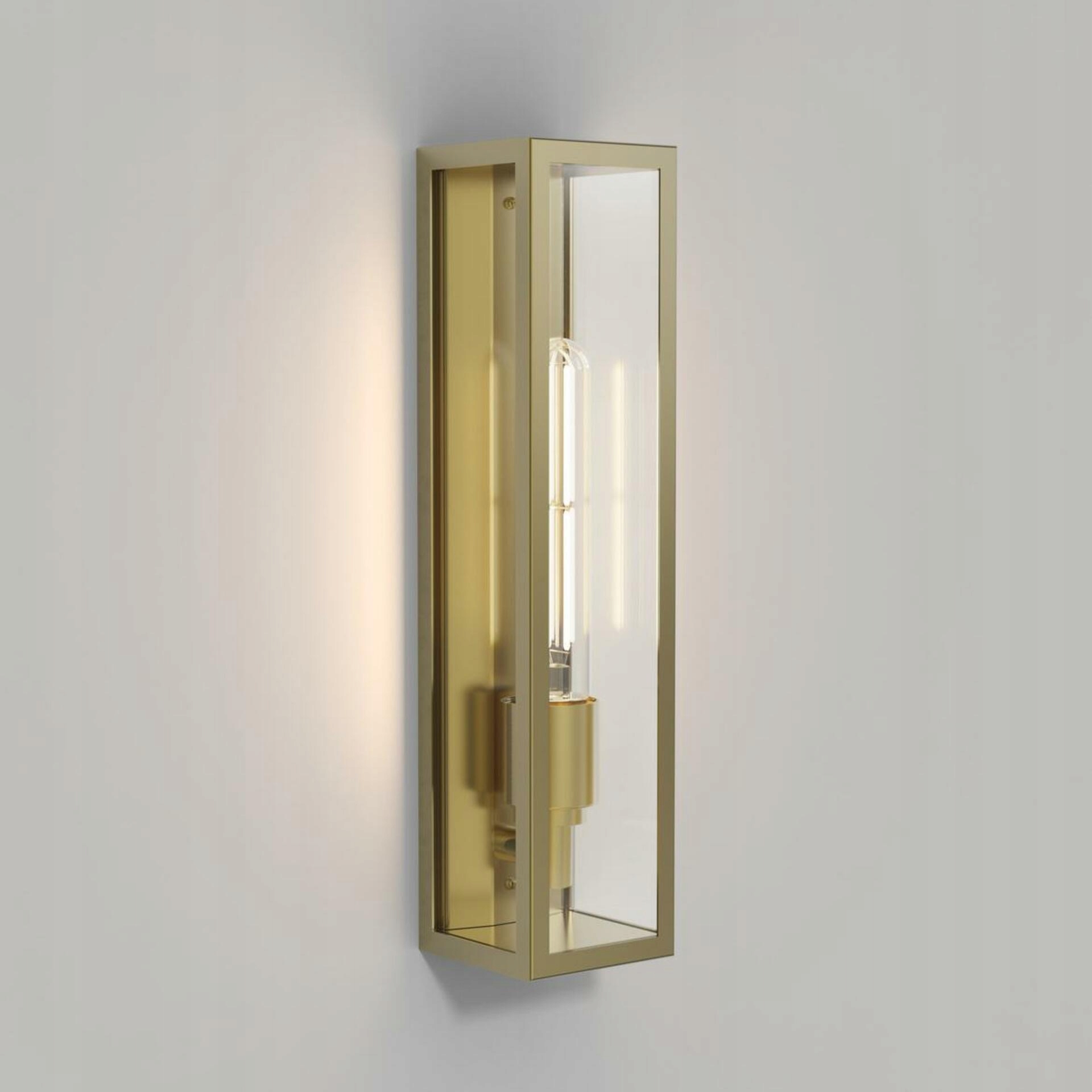 Nástenné svietidlo Astro Harvard Wall 4W E27 IP44 mosadz moderný dizajn