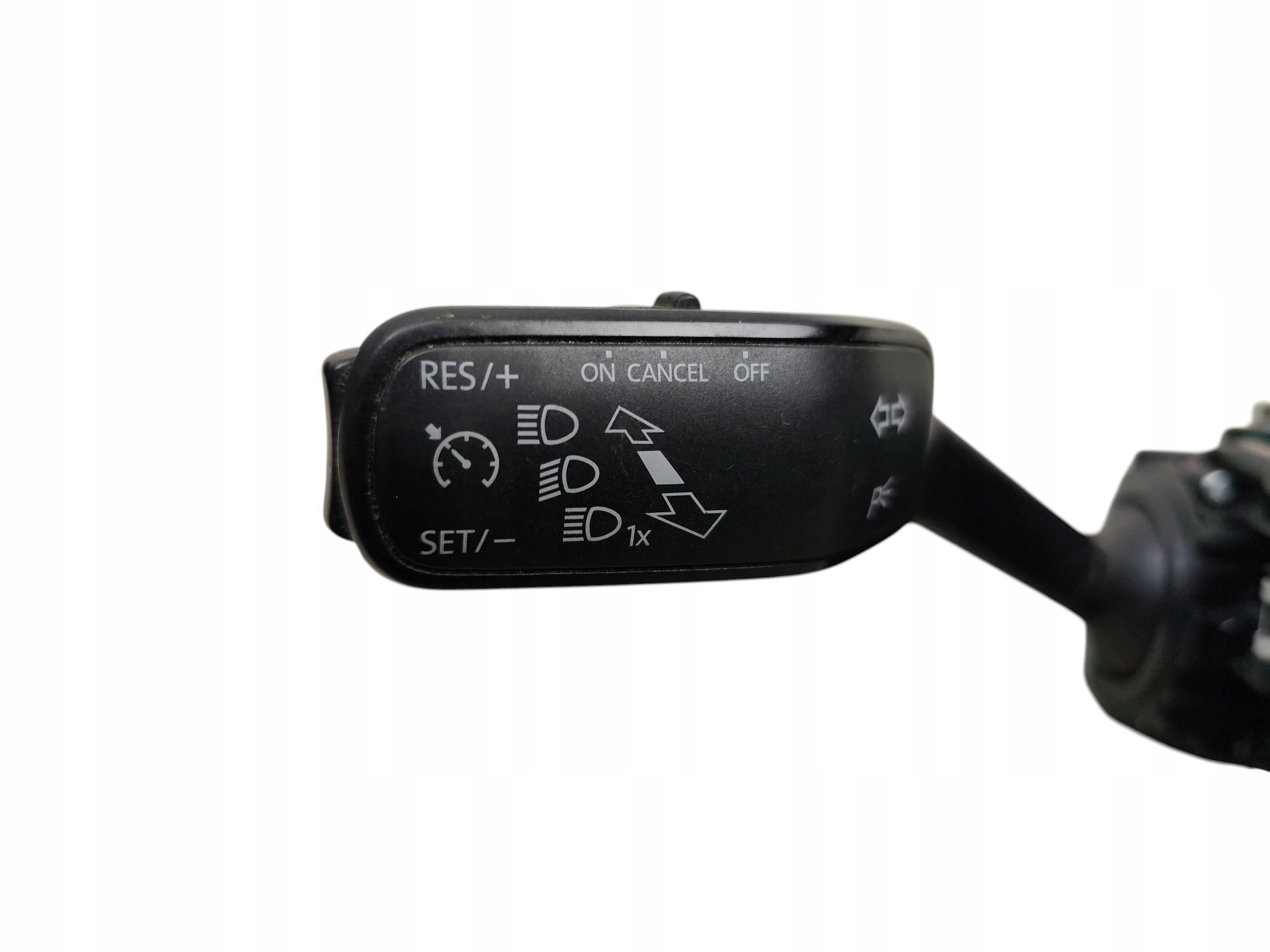 steering wheel levers and controls PAJAK ring control SKODA OCTAVIA III 5Q1953507B
