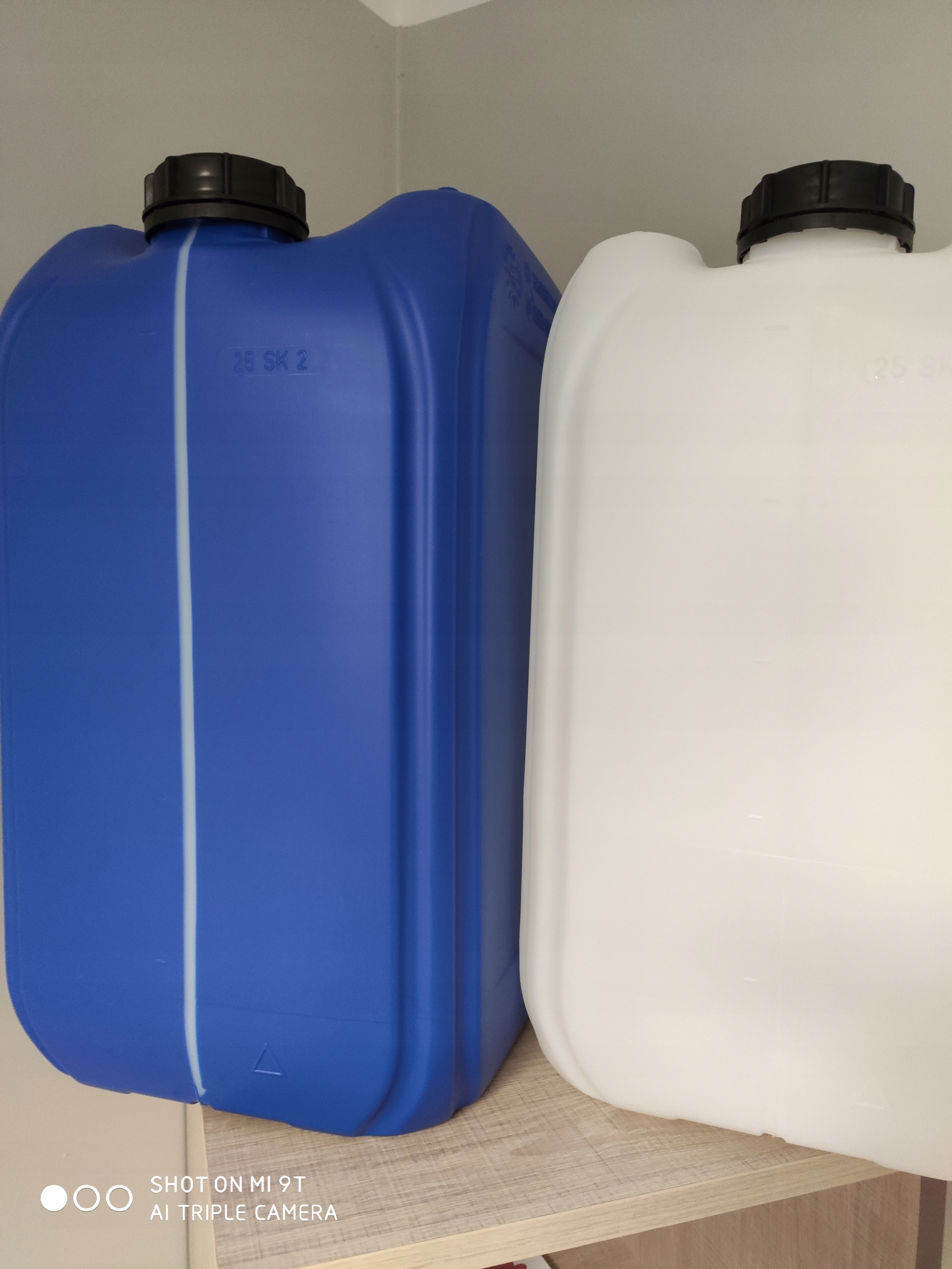 

Kanister 25l karnister baniak alkohol wodę Atest