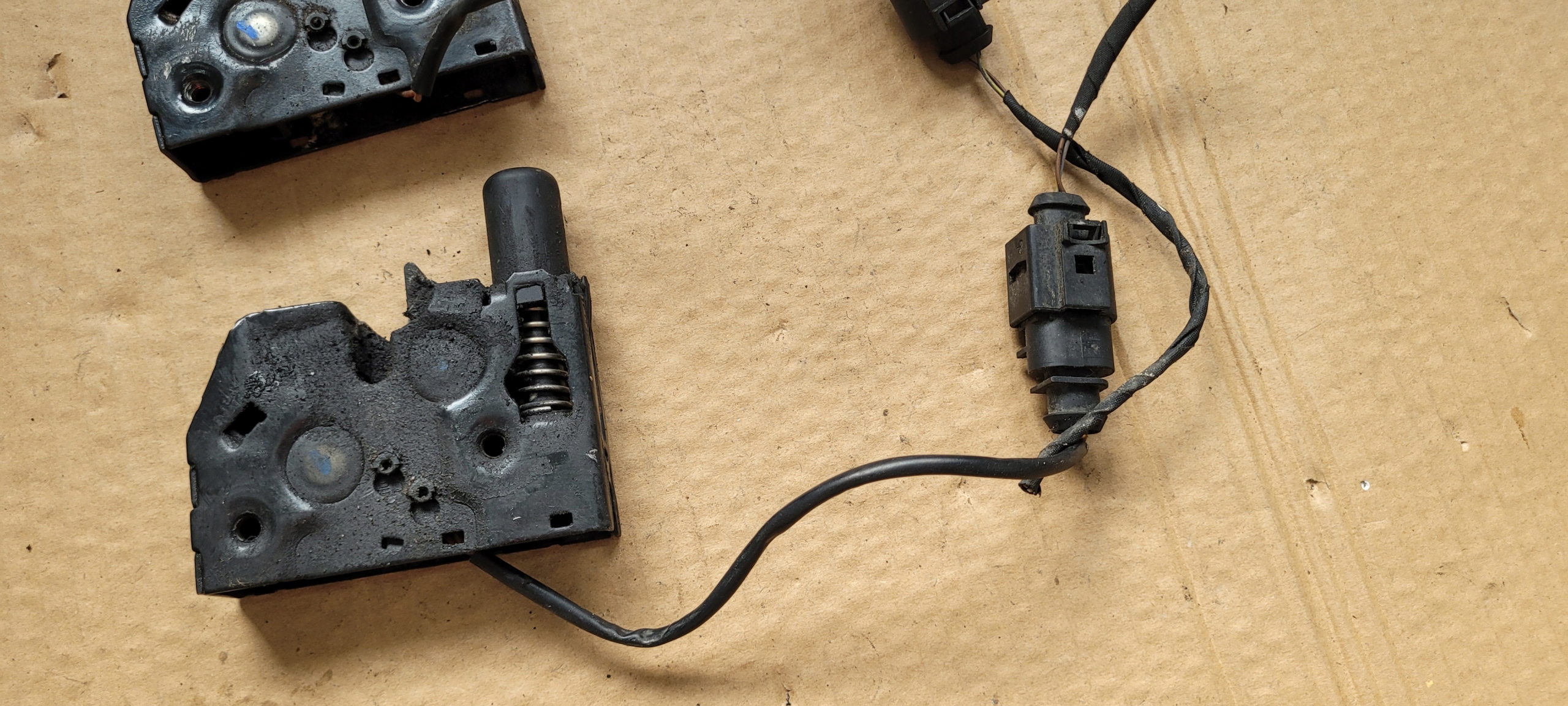 A6 C7 4G S6 bonnet latch lock front 4G0823509C S7 4G A7