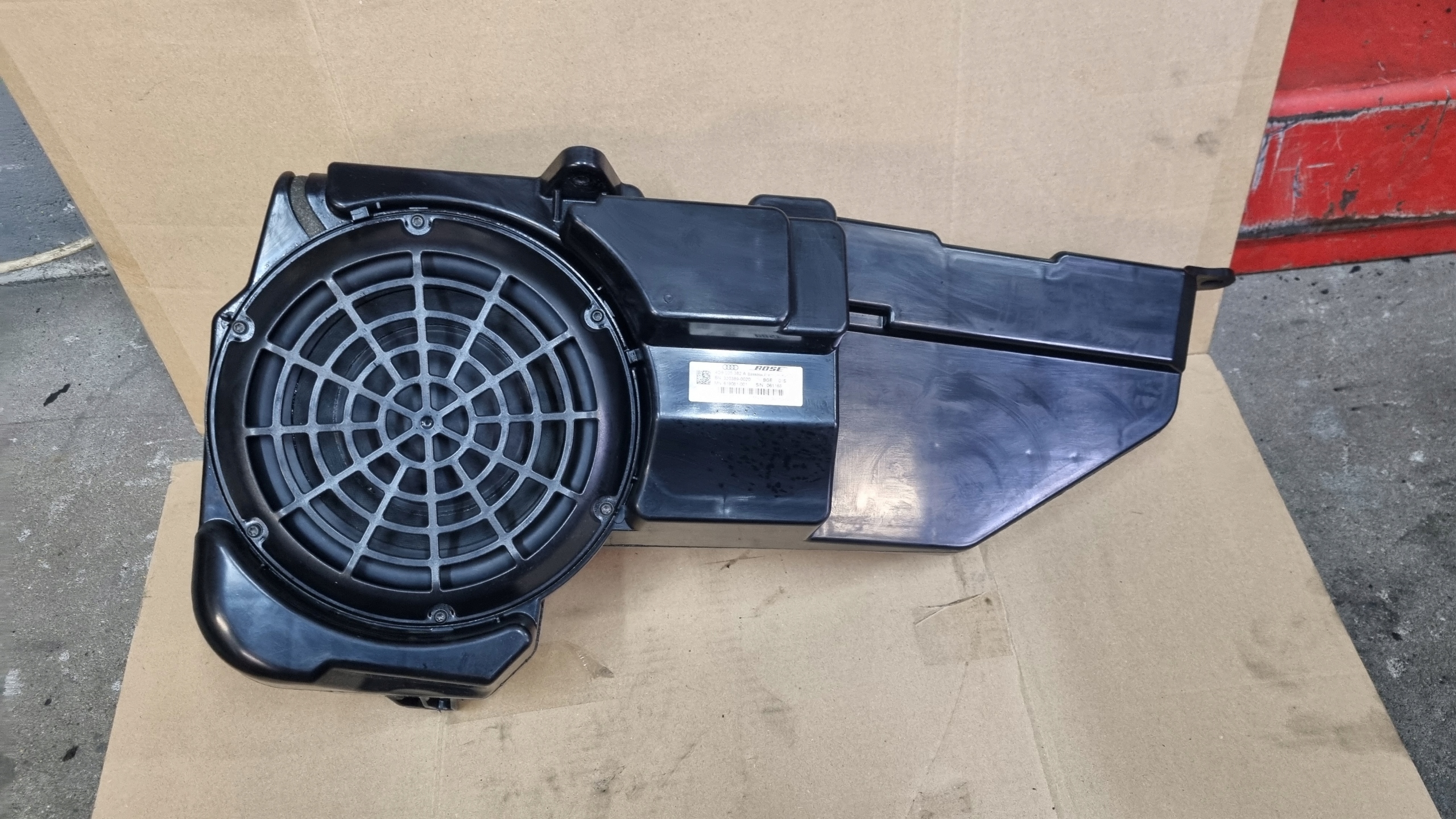 4G9035382A - Динамік сабвуфер A6 C7, A7 4G