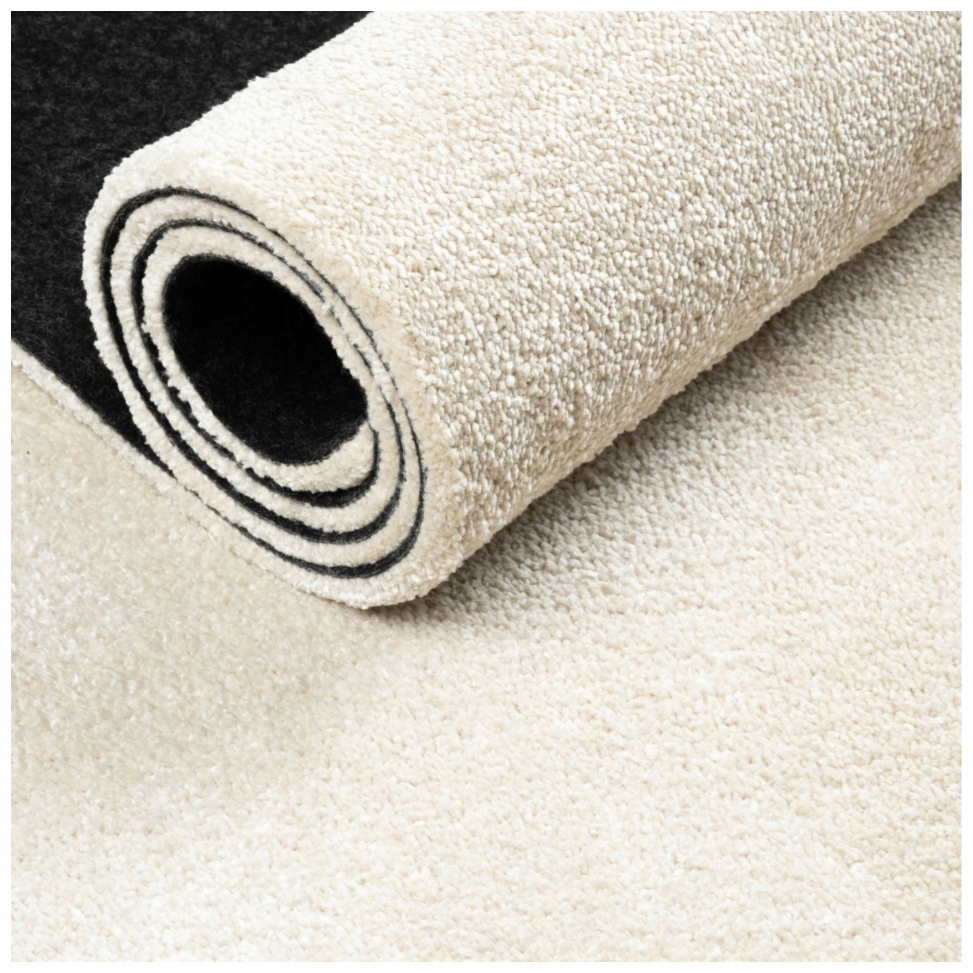 Kobercová Krytina 4 m na míru teplý, silný, měkký z rolky Plst