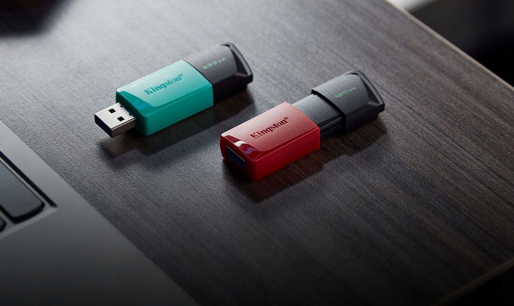 Pendrive KINGSTON Data Traveler Exodia M 64GB USB 3.2 Kolor niebieski