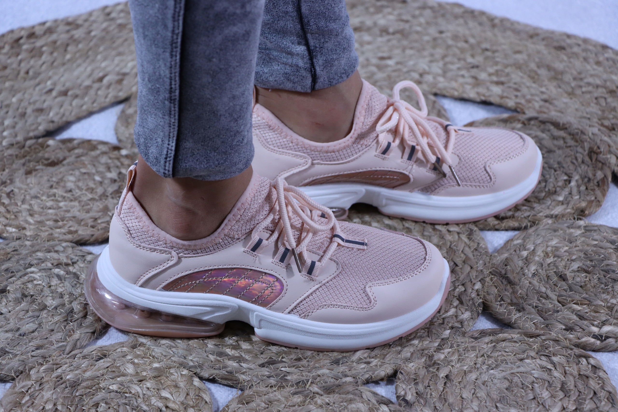 

Lekkie Wygodne Adidasy Dziecko Szkoła Sport r.28