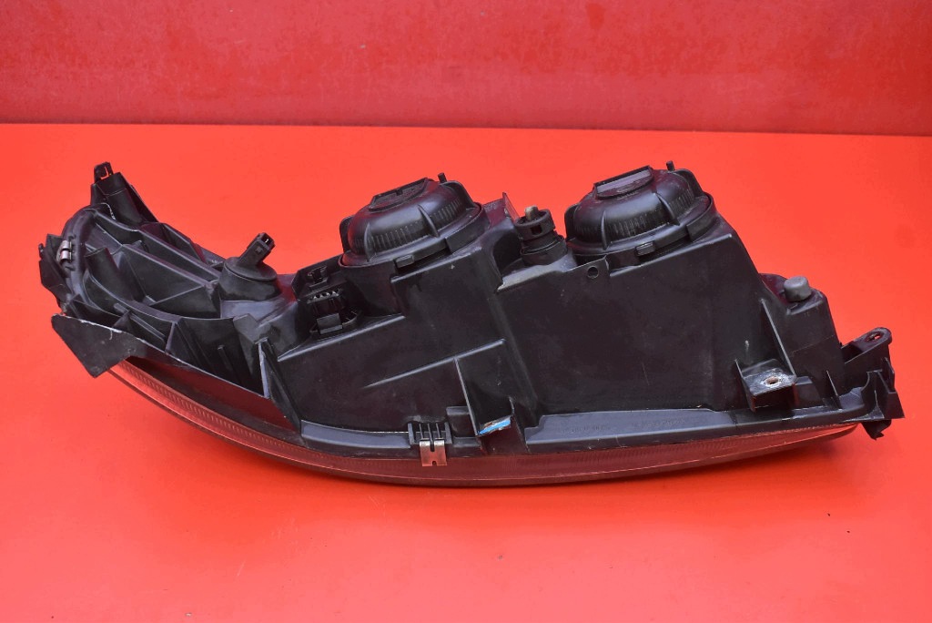 REFLEKTOR left light front EU 9178465 VOLVO S60 1 and 00-04